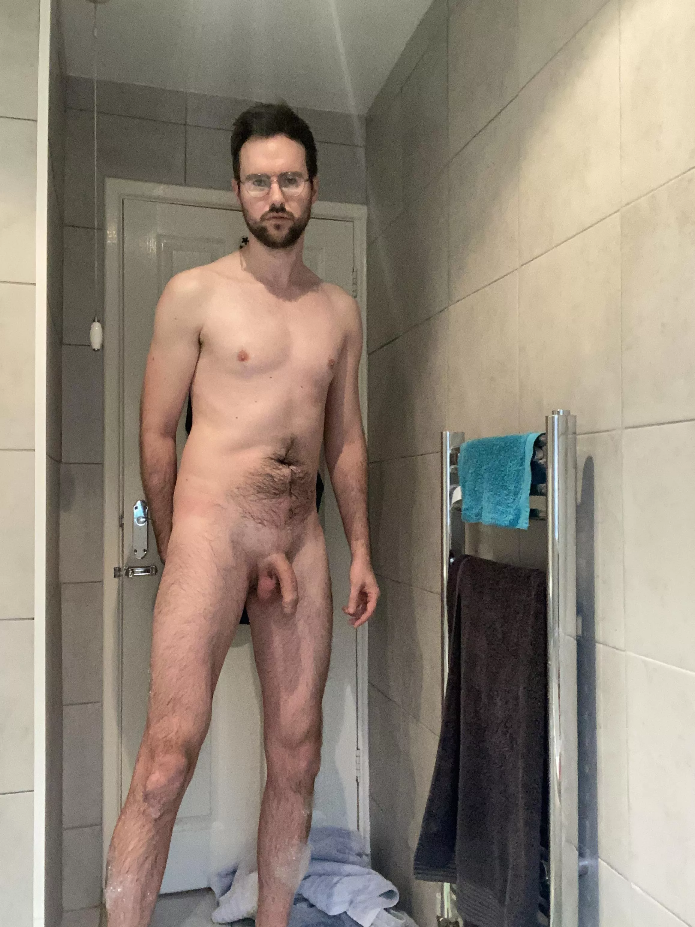 6’5 and dominant. Who wants to get me hard? posted by DeletedAndBackAgain