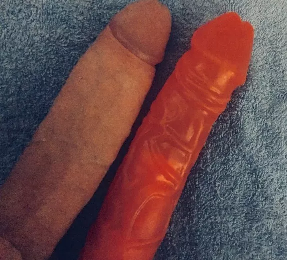 7.2 inch next to extra girthy dildo posted by Dutyofbooty96