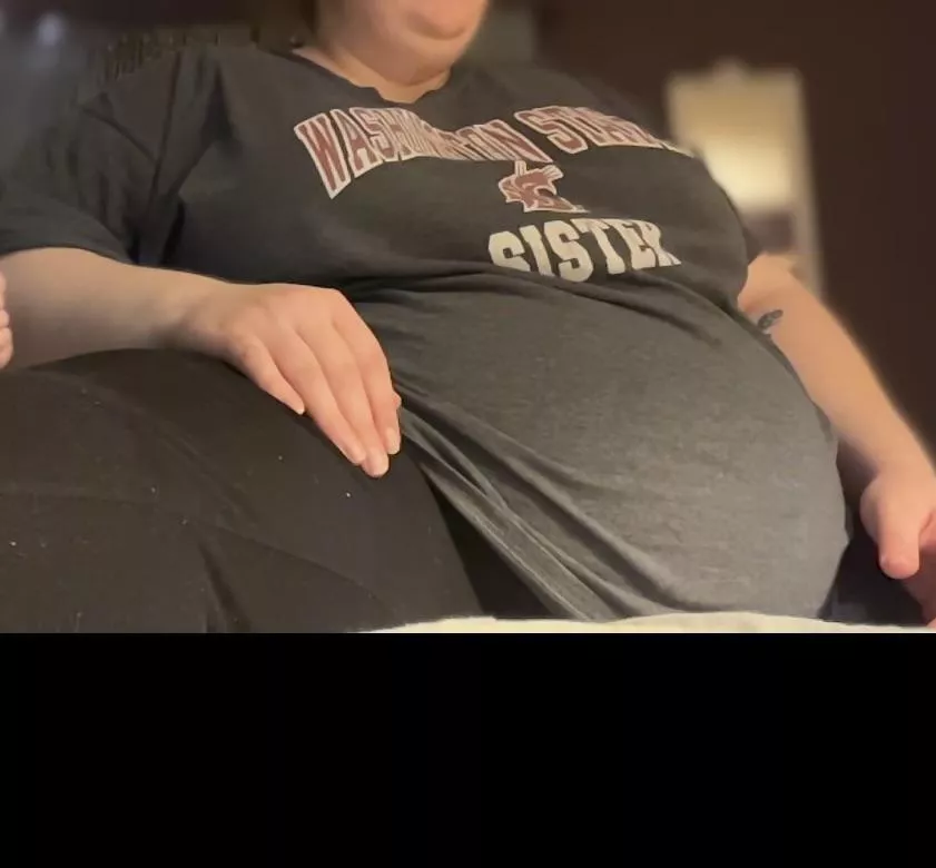 8 week pregnant ssbbw belly posted by Pregnantssbbw