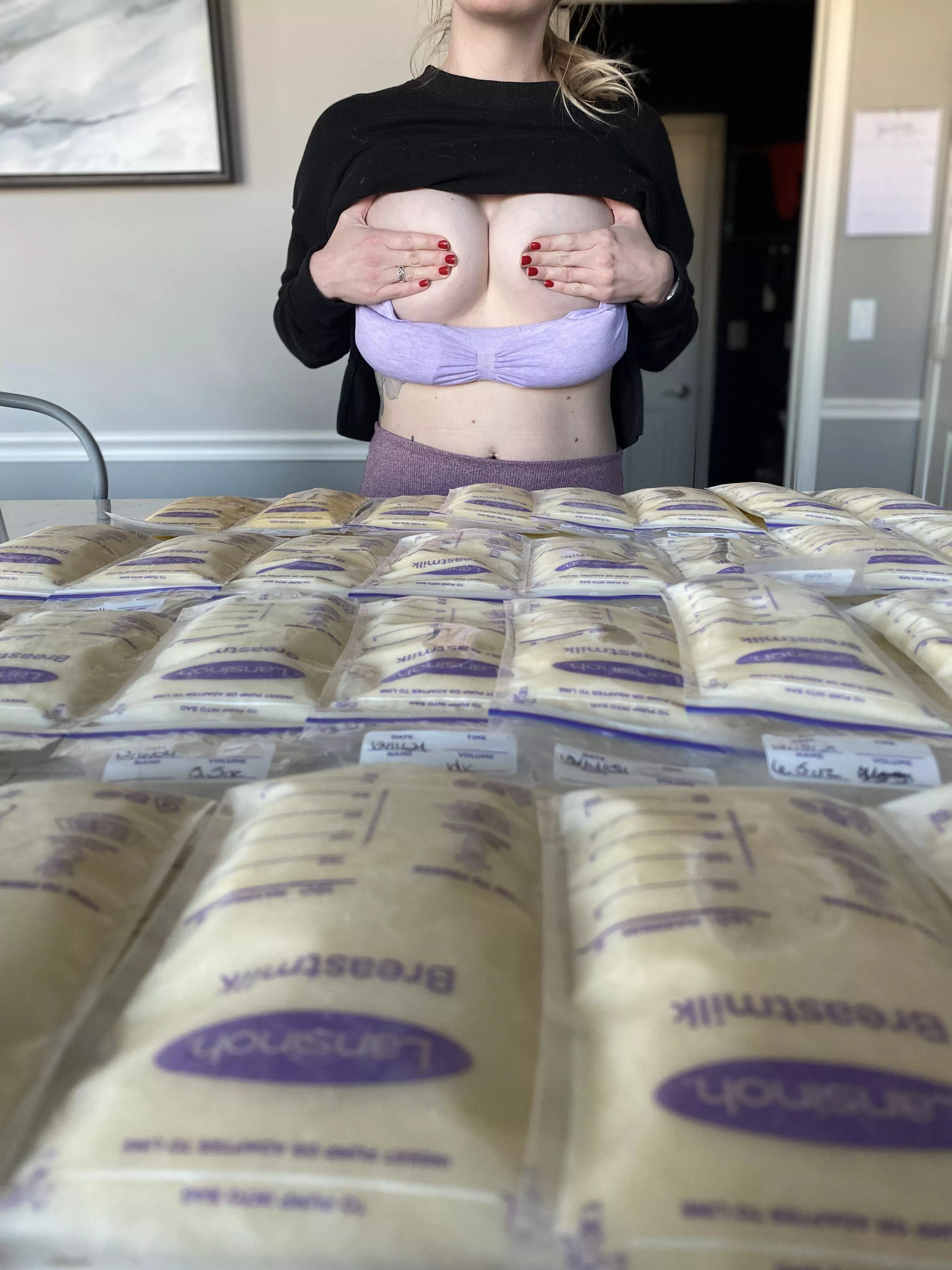 8 weeks of pumping posted by April_Sweet