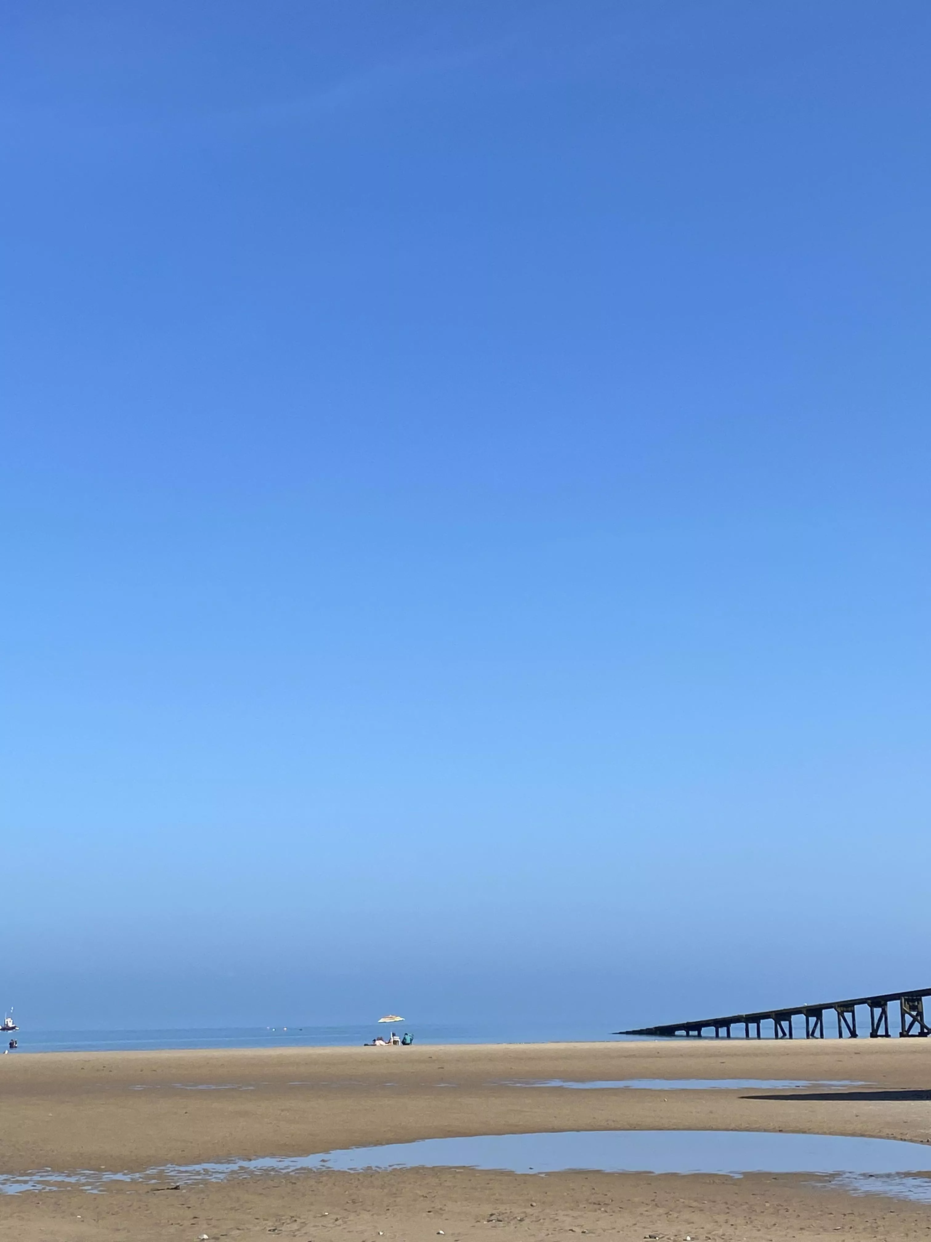 A beautiful day on the beach in Tenby, Wales posted by libbieL