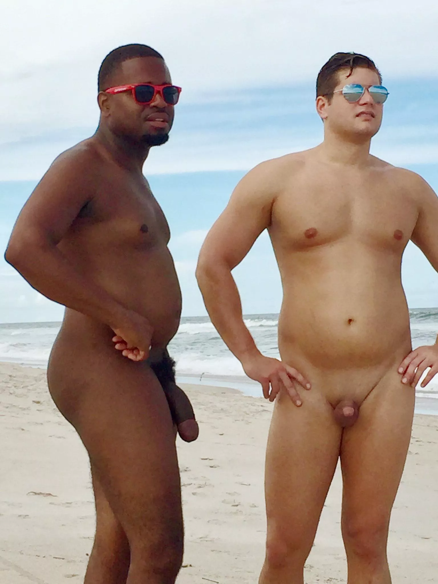 A Big Black Cock and A Small White Clit at the Beach!! ðŸ– posted by Seymorebutts1994