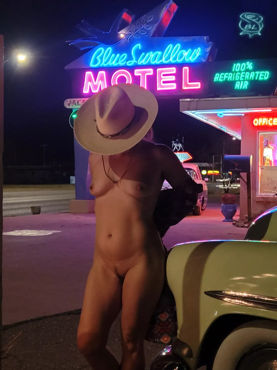 A bit of naked fun on the Mother Road posted by BareLeiaRose