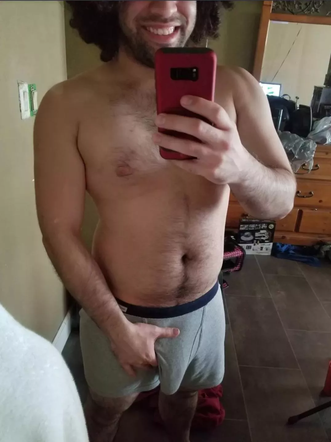 A bulge and a smile for your evening posted by ThrowawaySunday4th