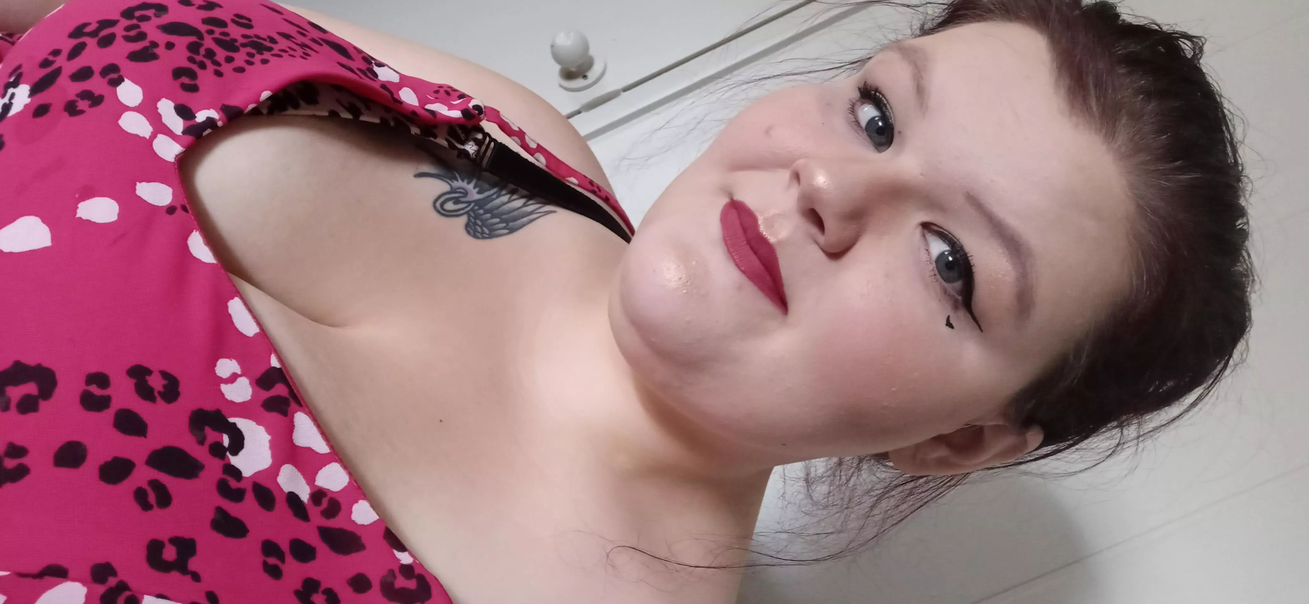 A face to go with your nudes 😘 check out my profile for more posted by killerkween0925