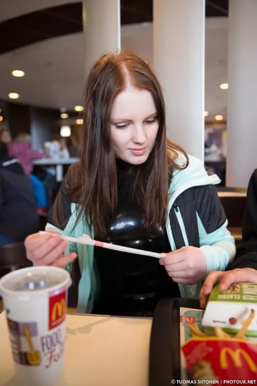 A girl's gotta eat (xpost /r/latexclothing) posted by bobntom50