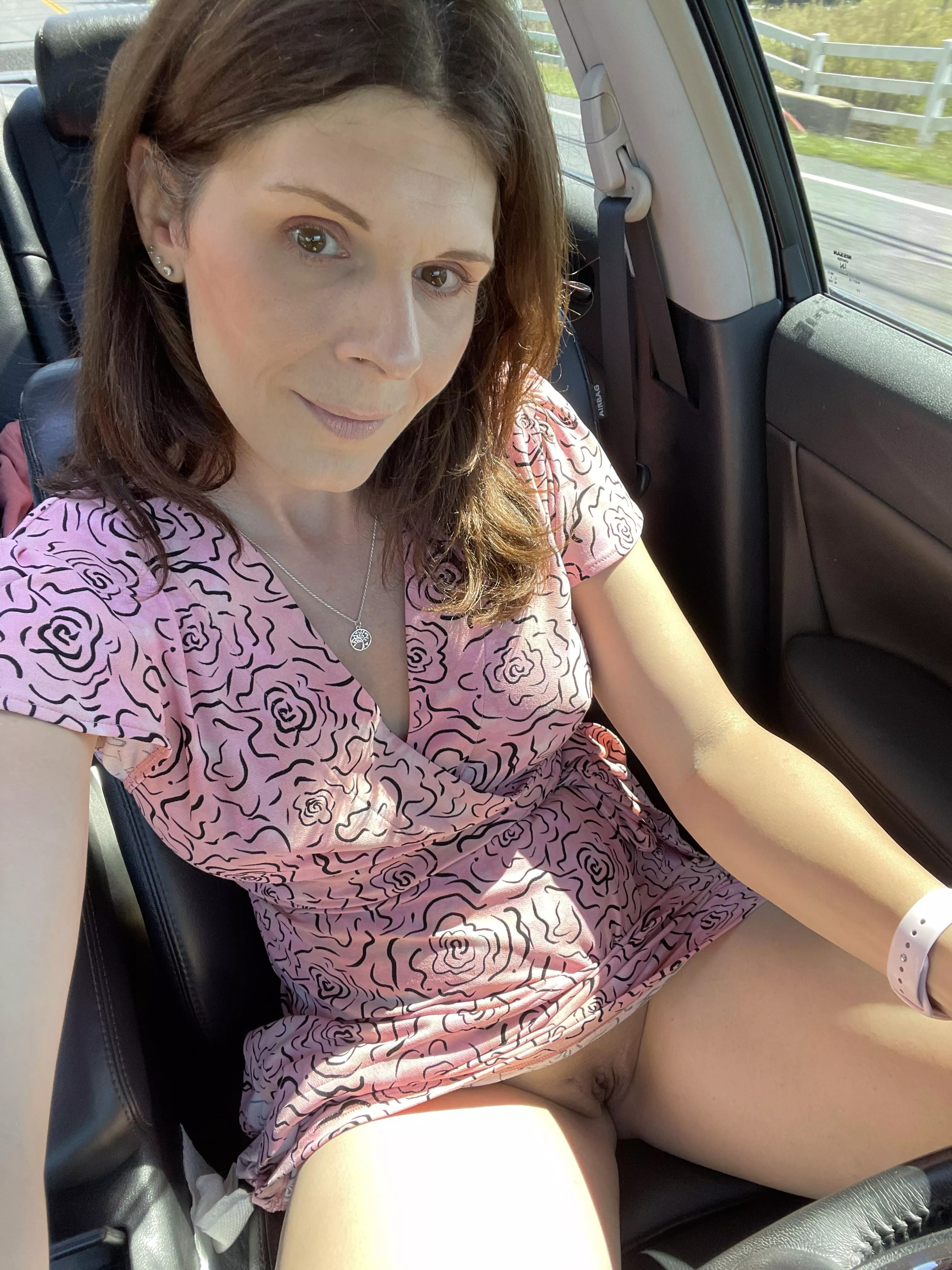 A lift of my dress and a smile is what I’m offering (39F) posted by AutumnGoddess81