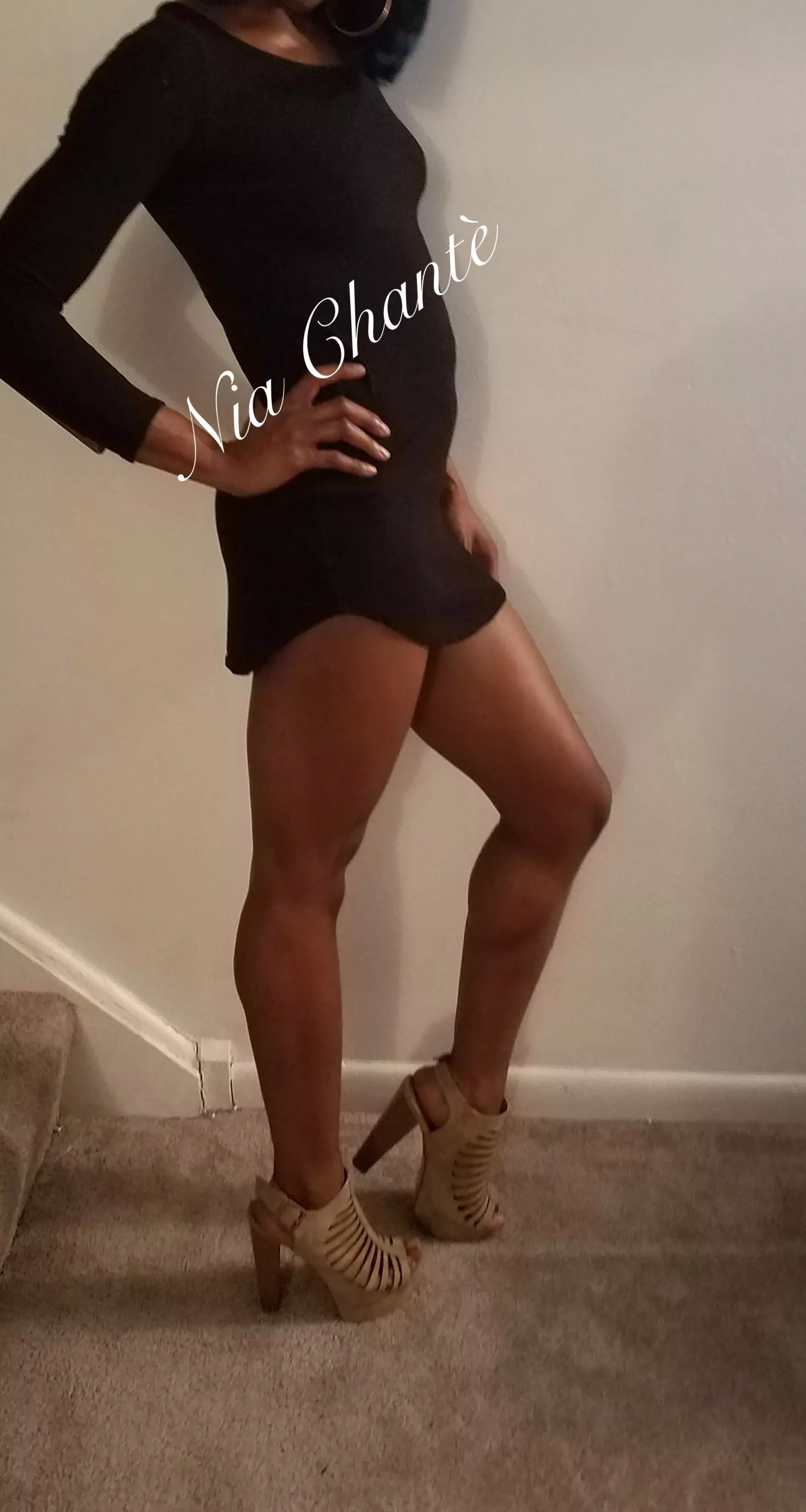 A little leggy😘 posted by Niachante