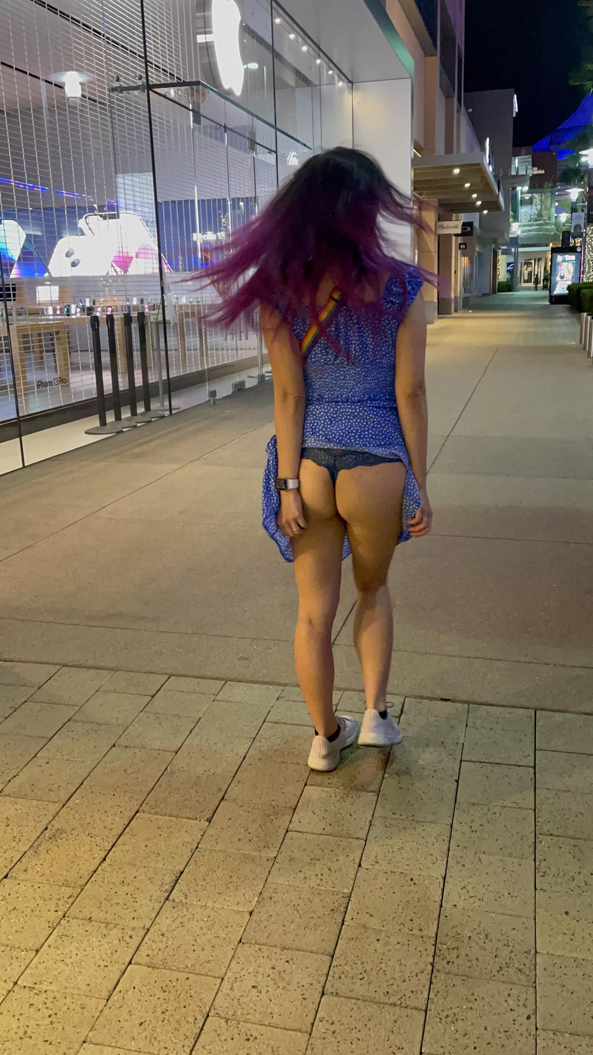 A little public booty posted by eastsidehotwife