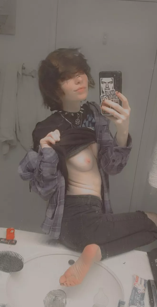 A little titty from a cute short haired goth girl posted by feetiecutie