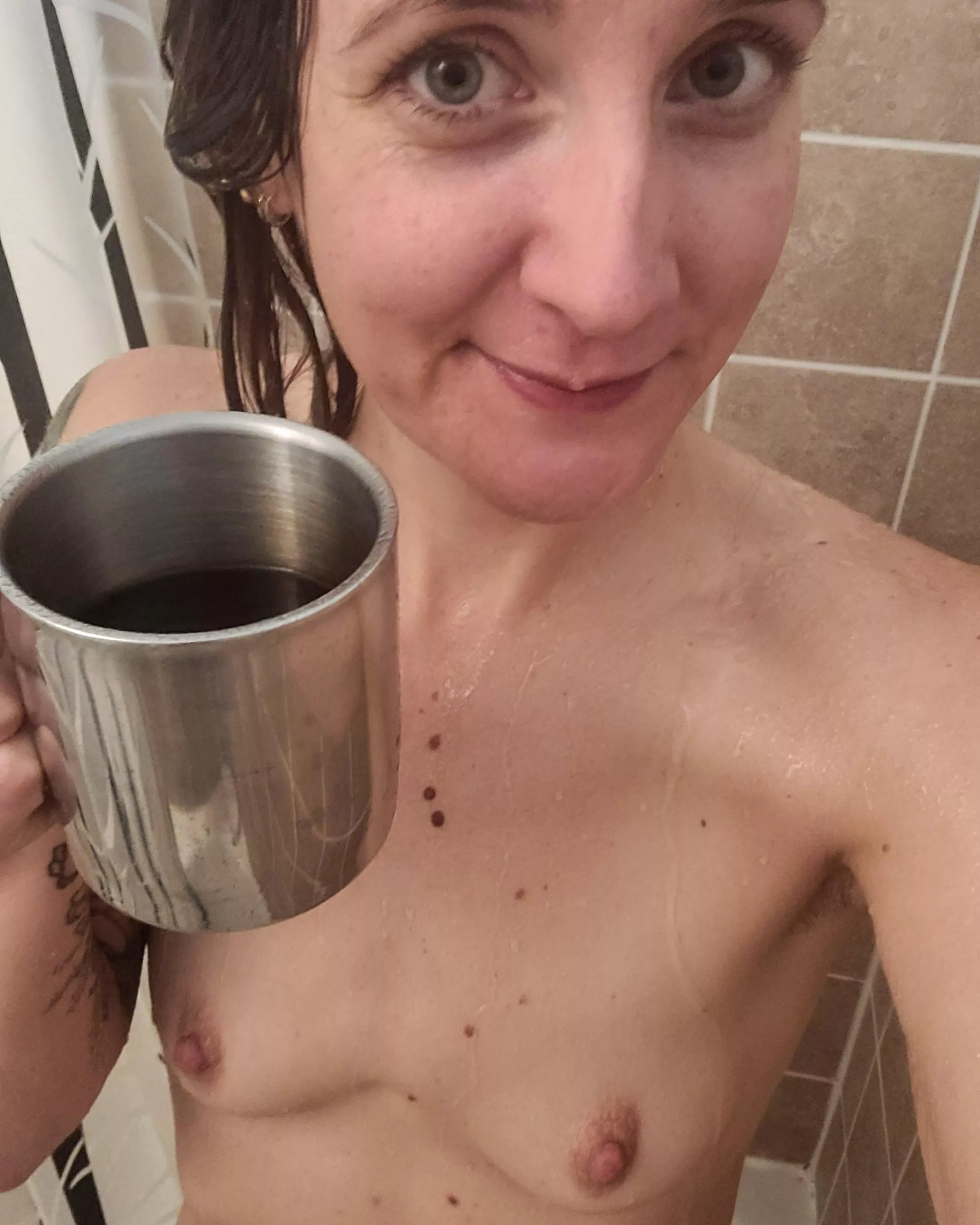 A long weekend means a rare morning workout and even more rare shower coffee. Happy sipping, cgw! posted by thegoodbugs