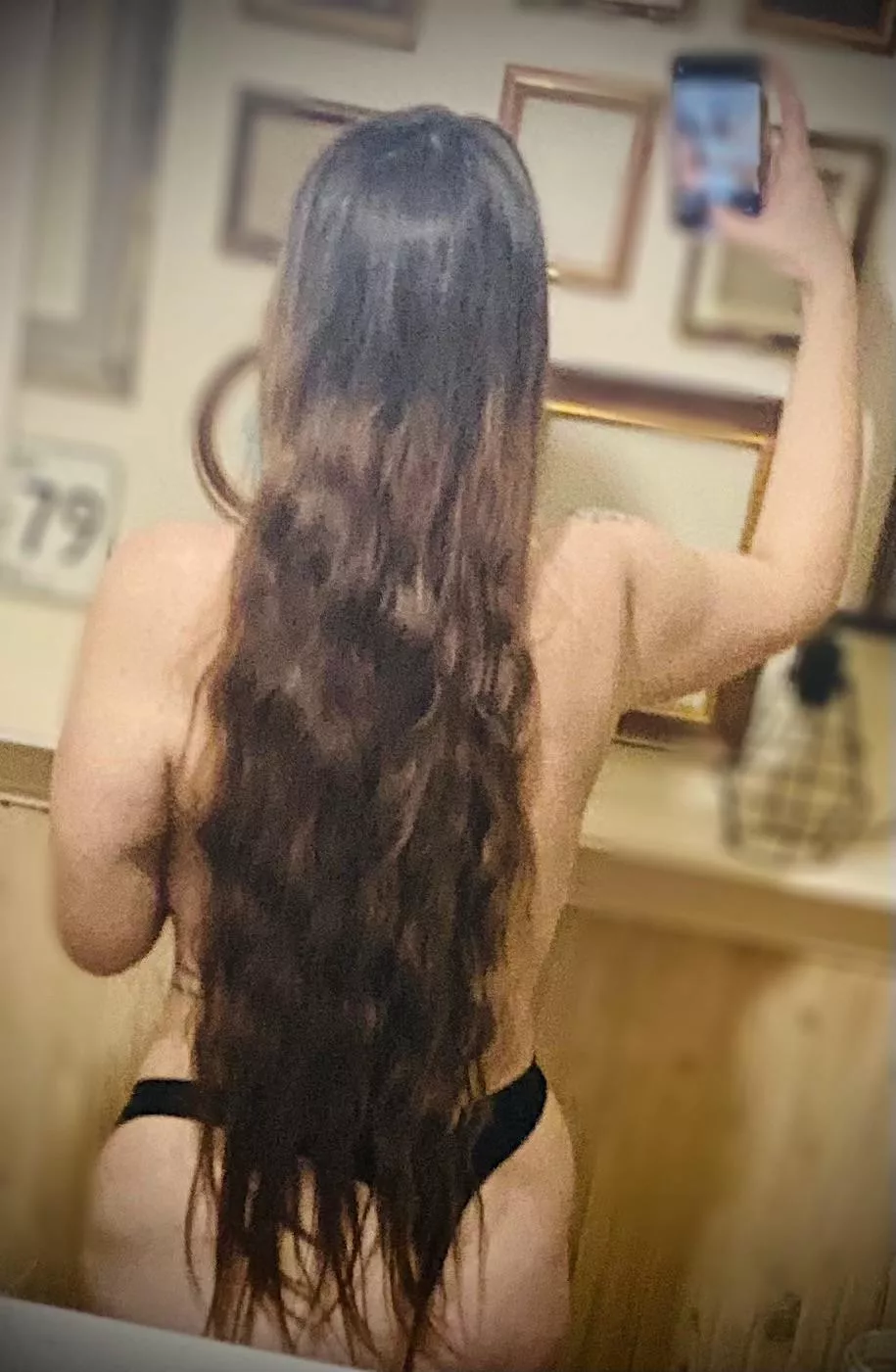 A more accurate show of my length 😏✨ posted by Longhair-reallycare