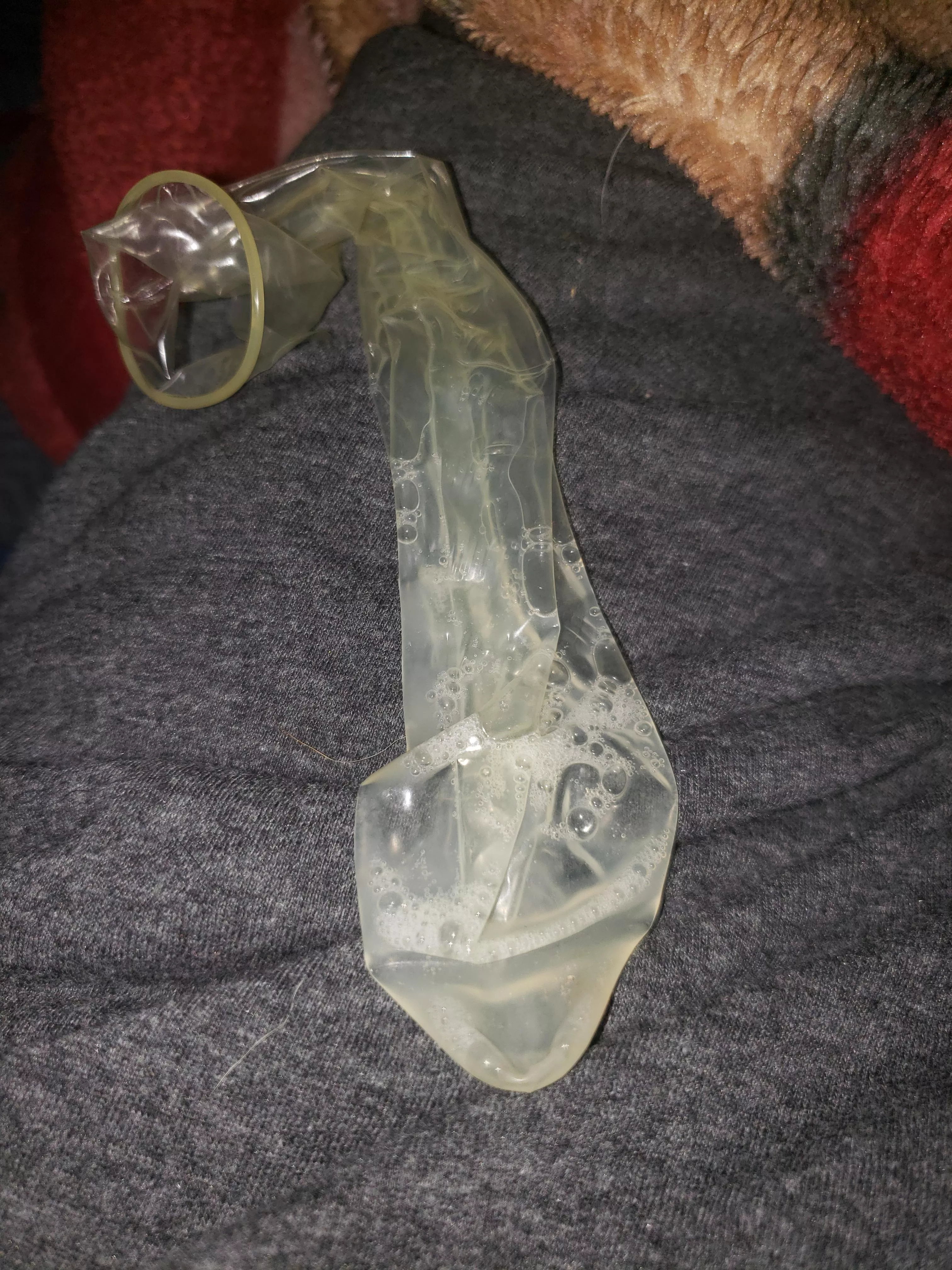 a nice cum filled condom posted by SithLordJackson