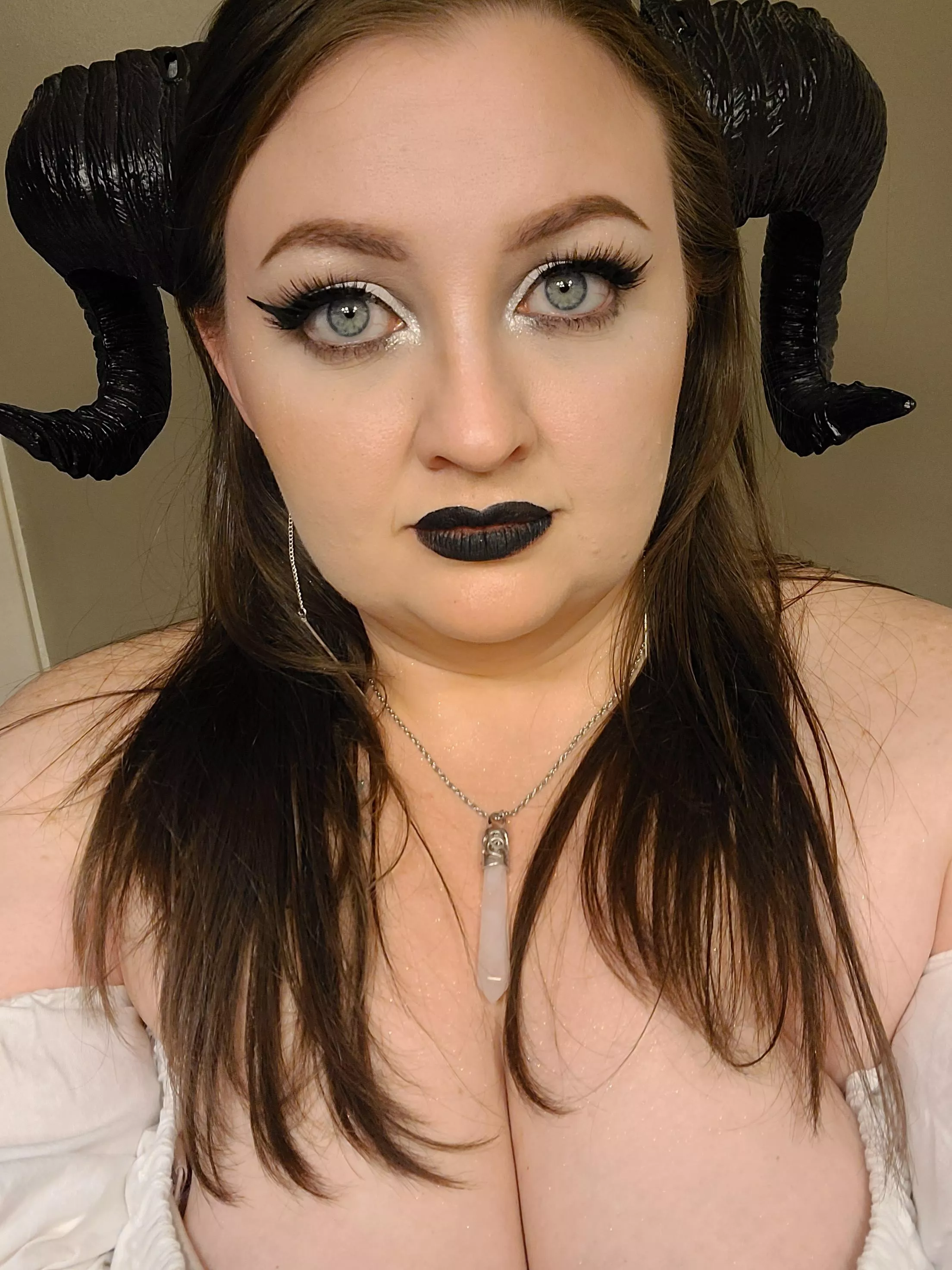 A succubus is cumming for you tonight. posted by PurpleBug89