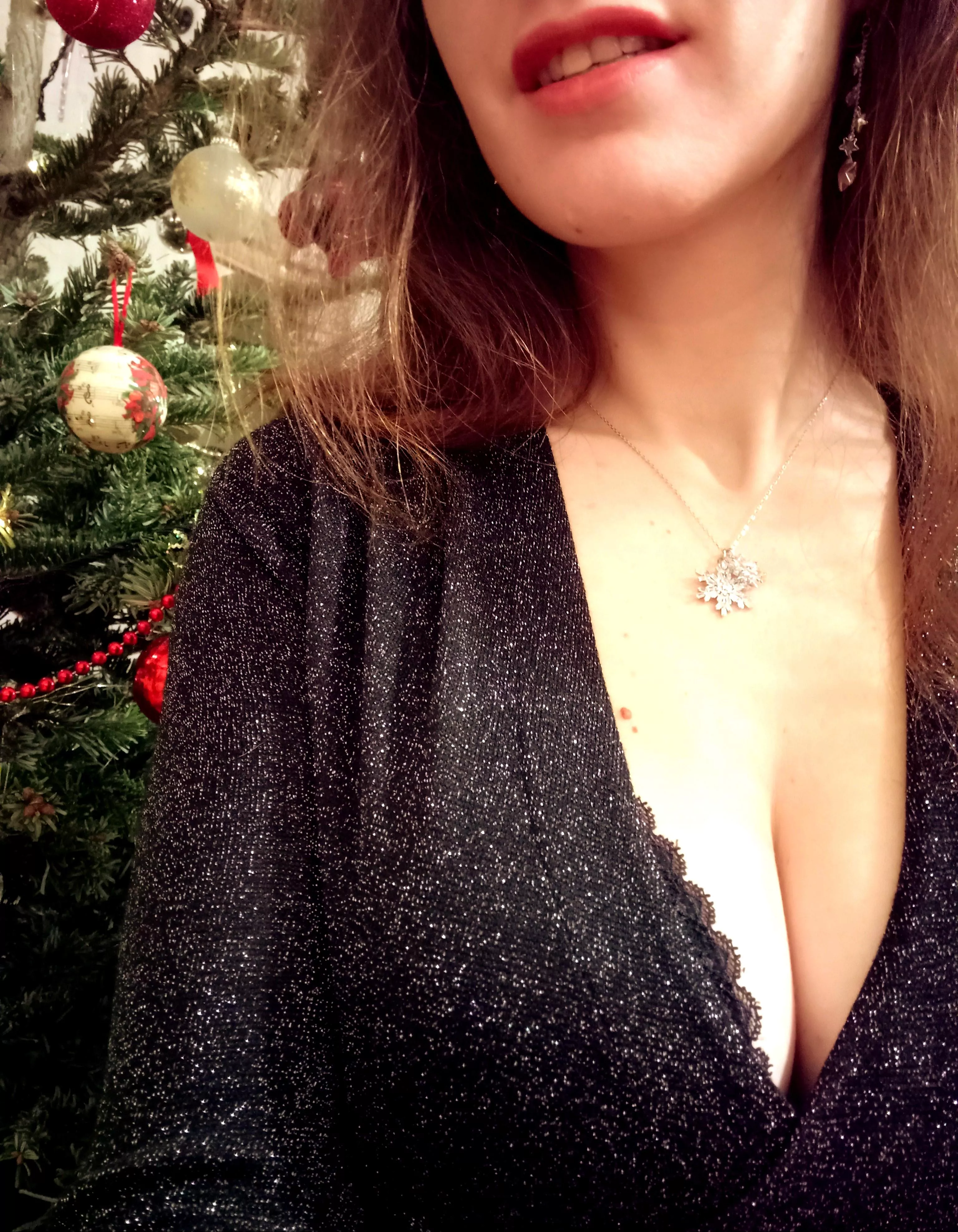 A very merry christmas to all [f] posted by Aminth_