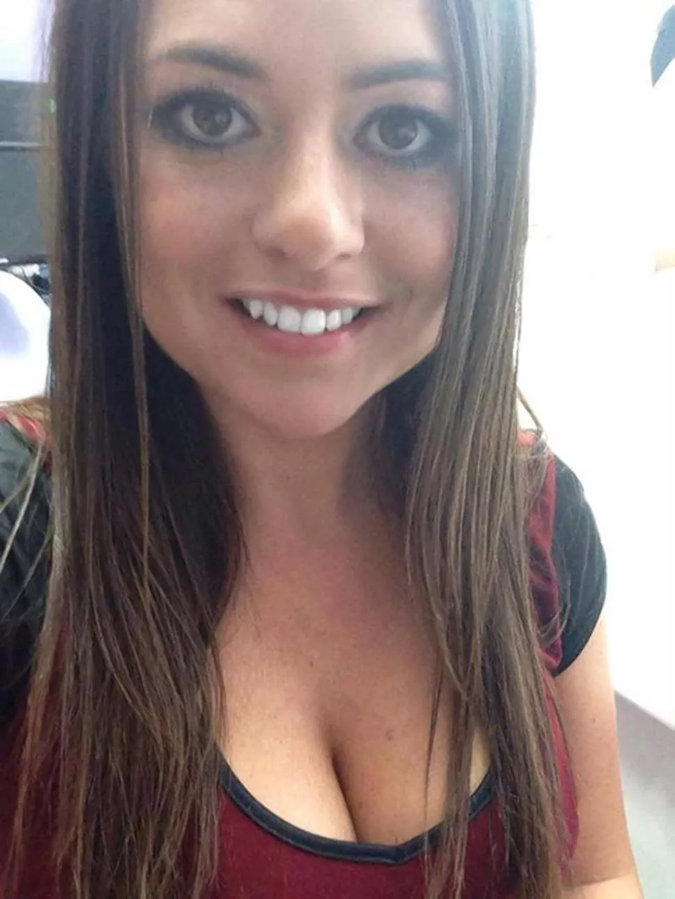 Absolutely incredible selfie cleavage posted by Cumbuckets034