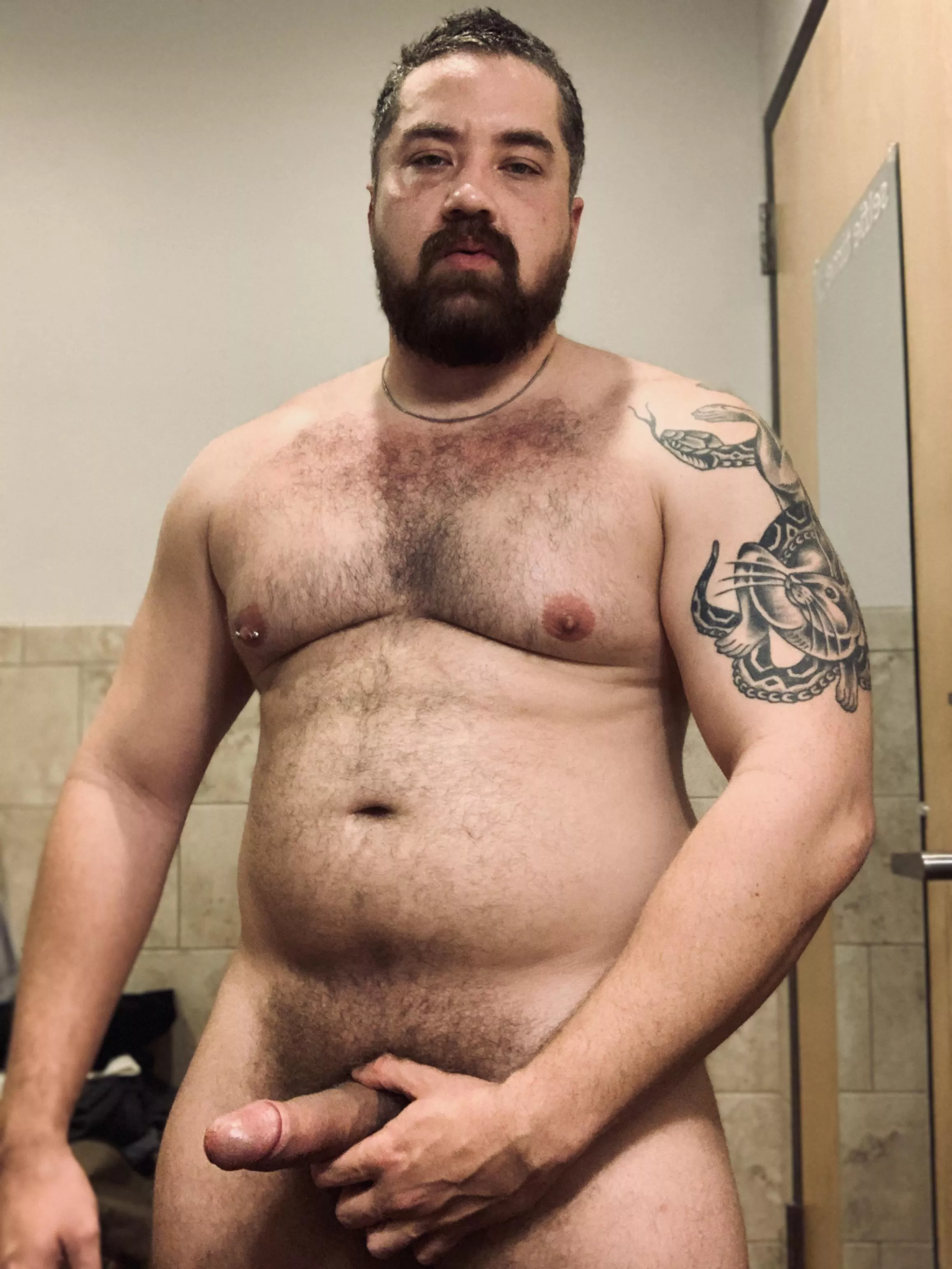 Admiring myself after my workout posted by Bigboyload