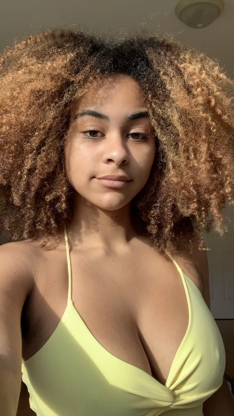 Afro and cleavage posted by MeOnRddt