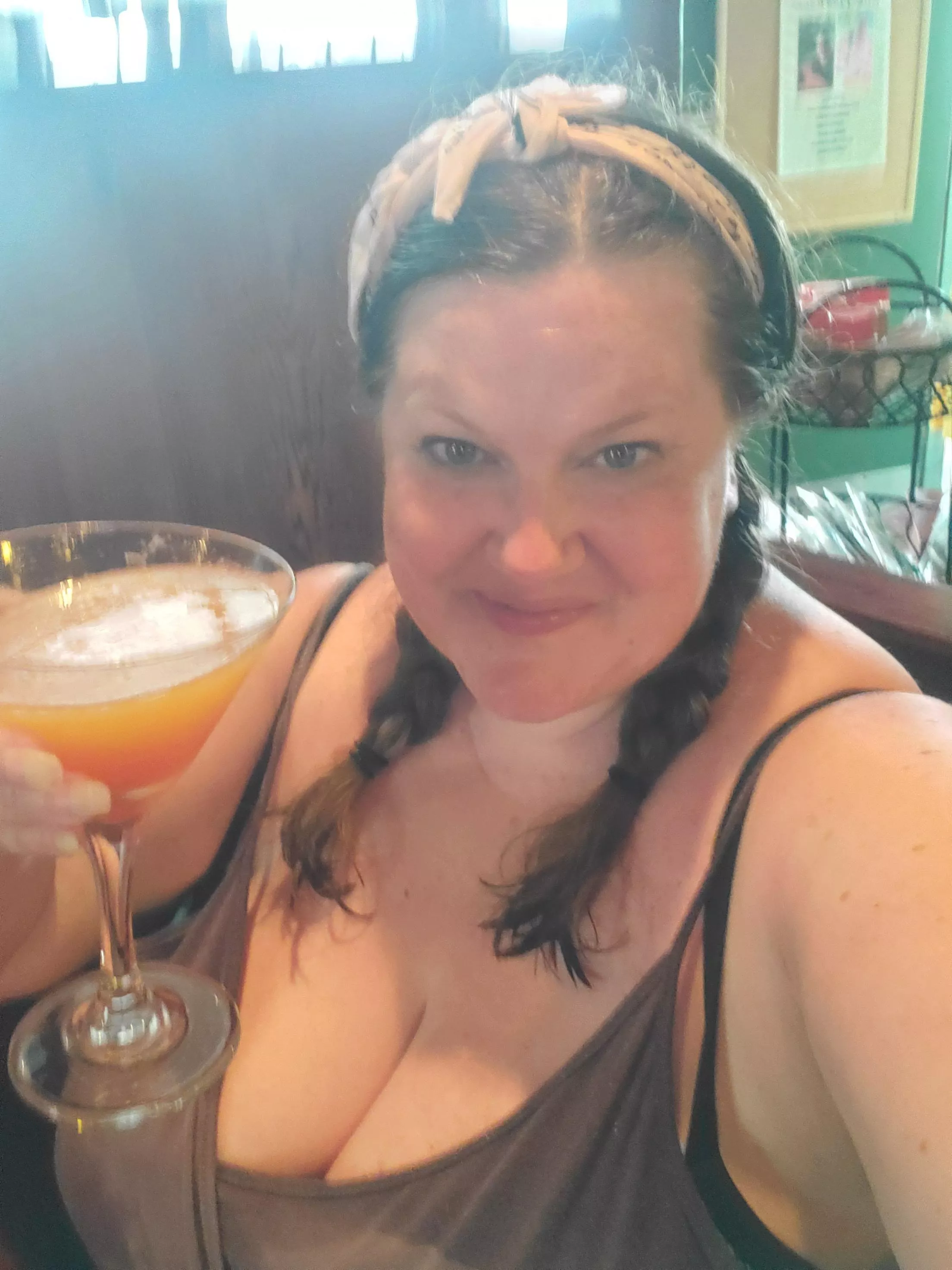 after 5 hours on the beach ⛱ 🍸[F48] posted by Lavender_Lush72