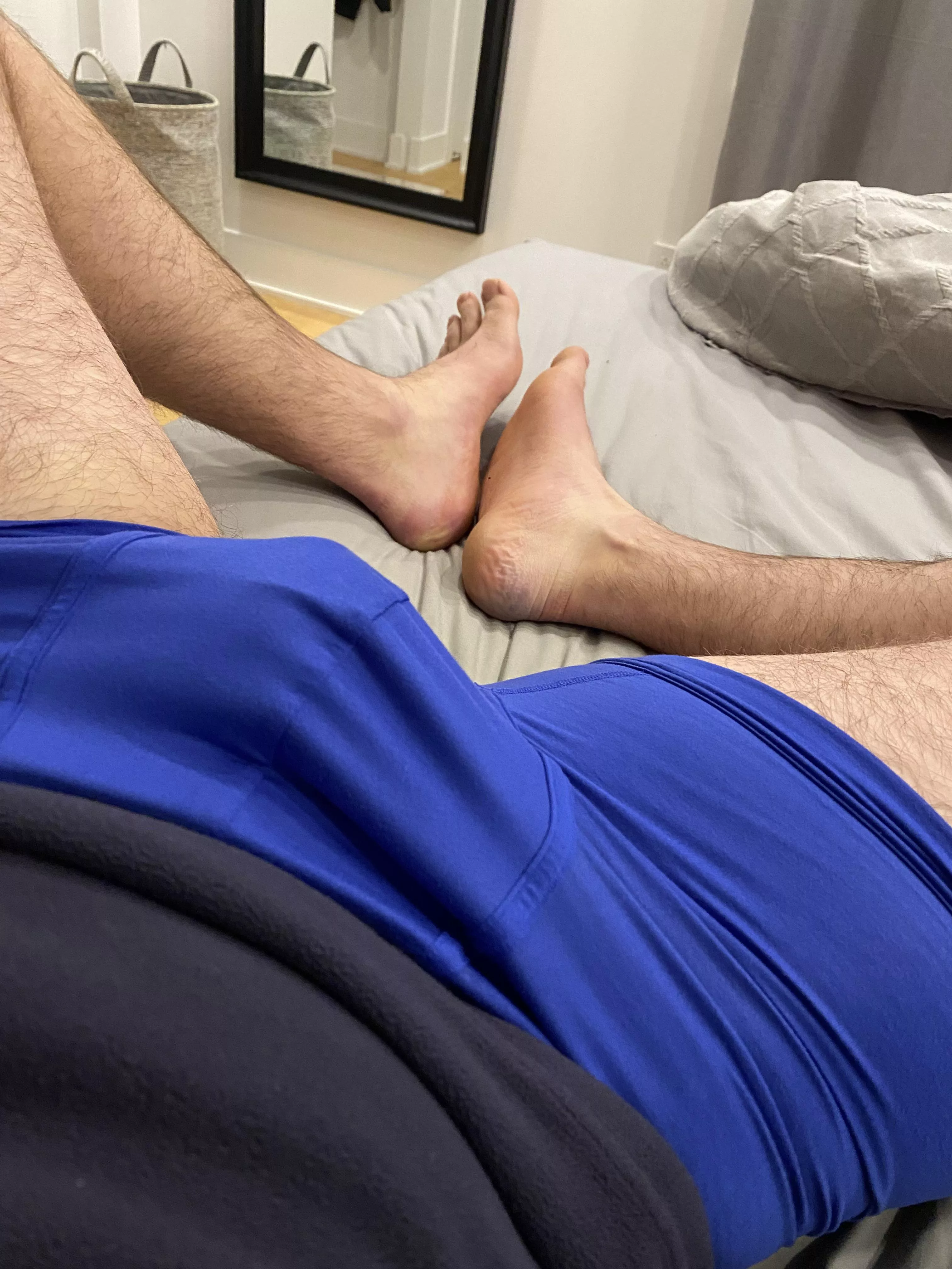 After hockey practice, nothing better than laying in bed with sweaty sexy feet! posted by adamtremblay