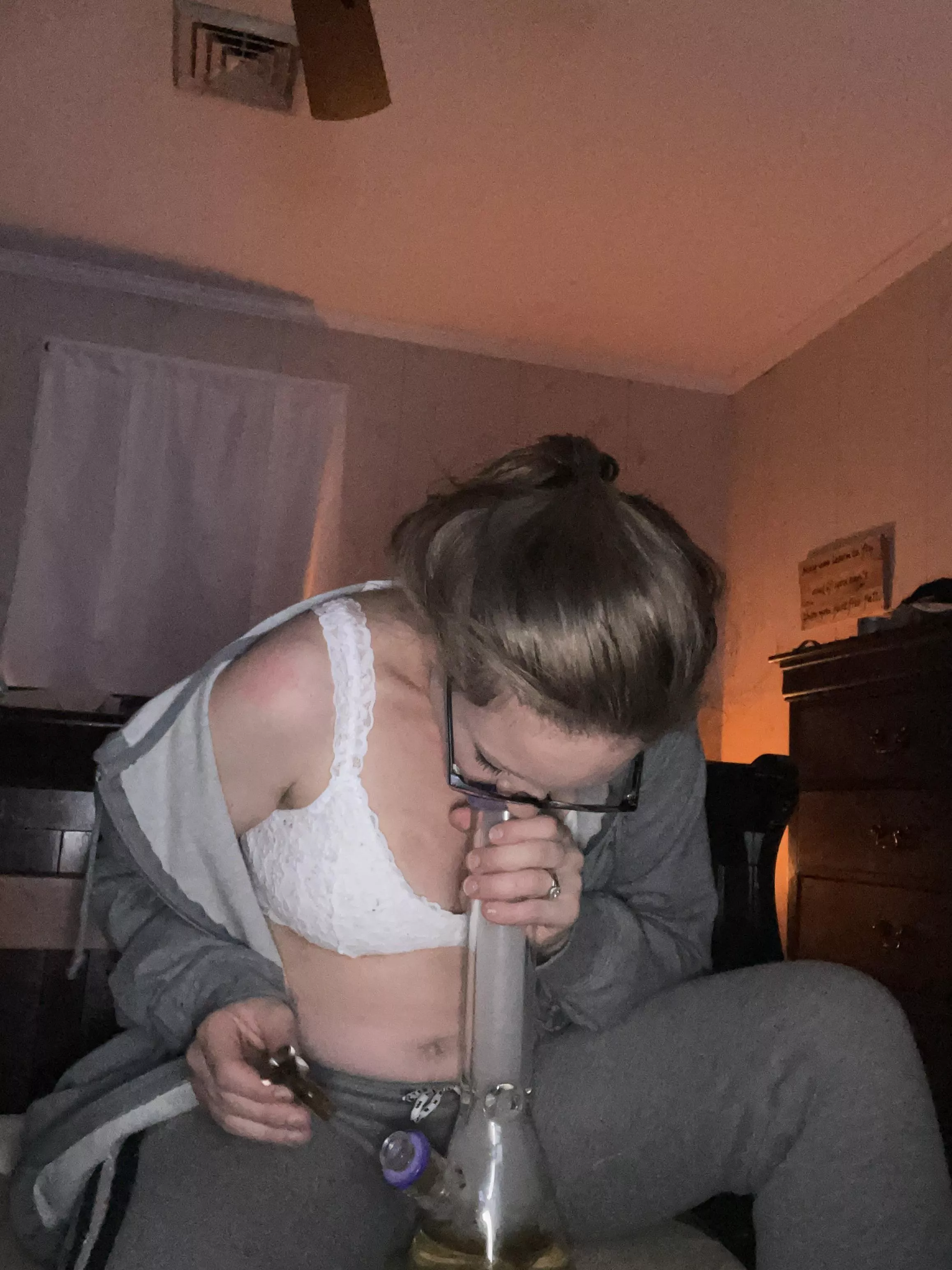 After work bong rip posted by Milfywhore265