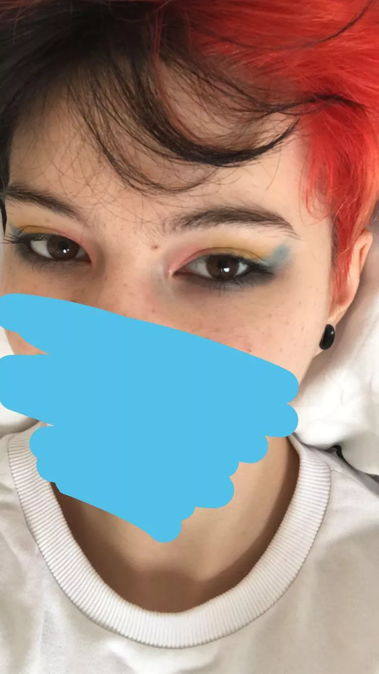 Ahh eye reveal xd here’s the makeup I did for pride posted by Apprehensive-Bus8869