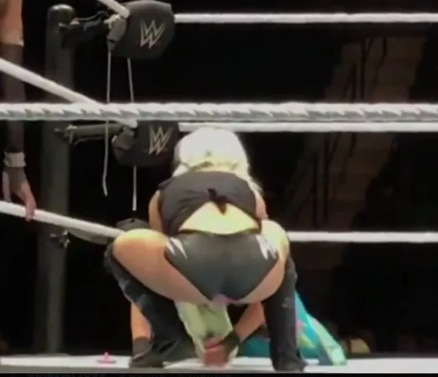 Alexa Bliss squatting with her biscuit booty! posted by Wijin00