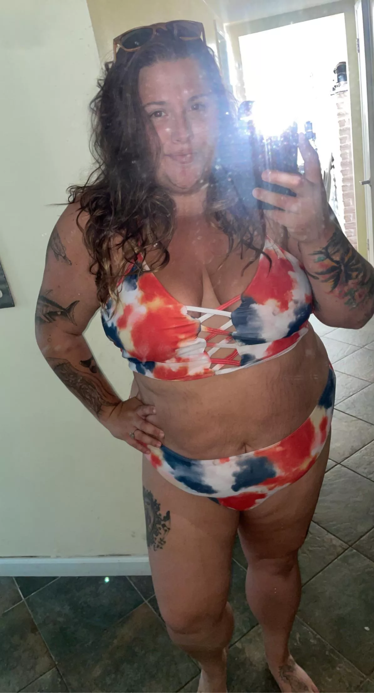 all bbw’s look good in a bikini there’s big curves to show off posted by handful_heather420