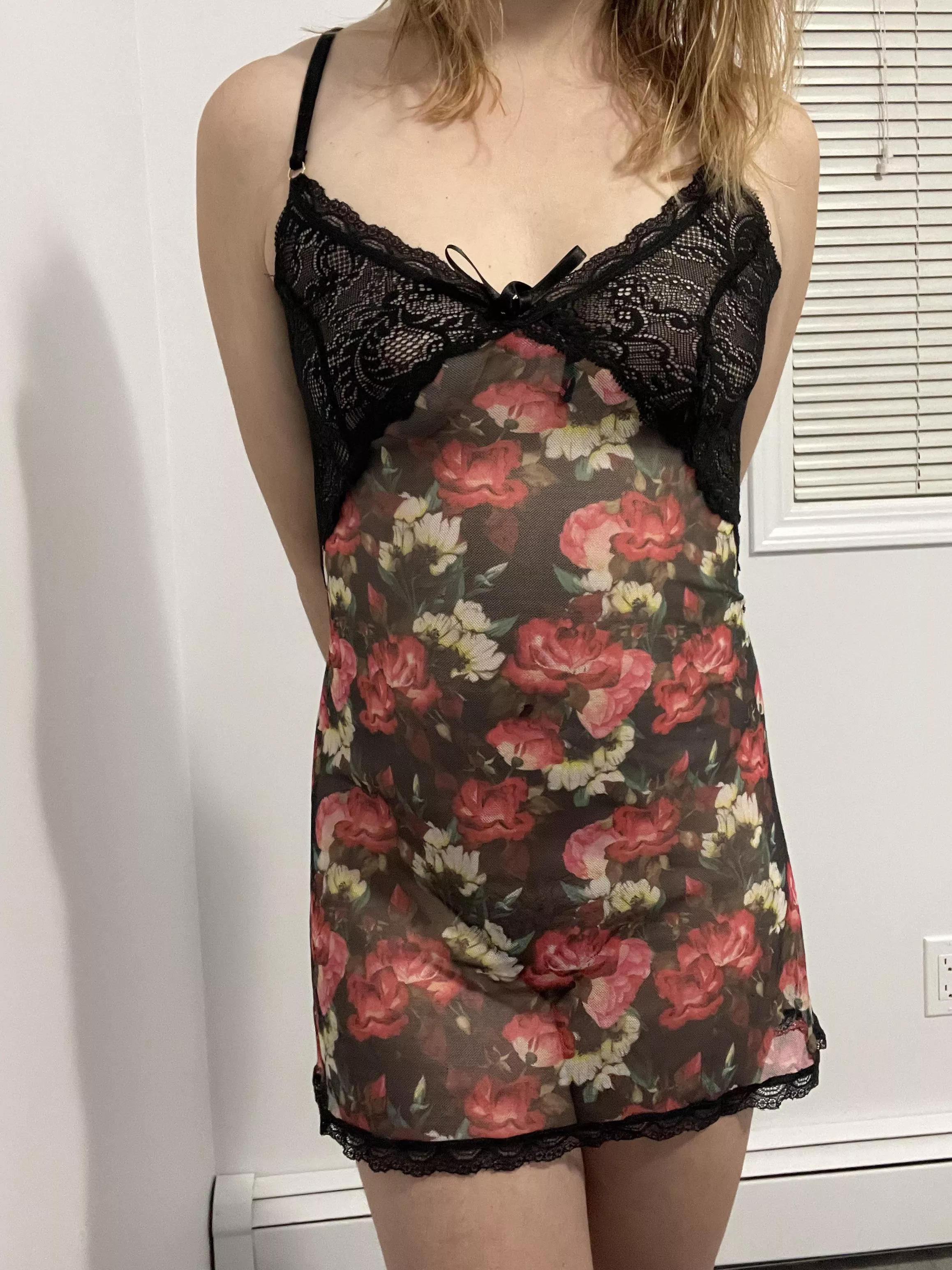 All dressed up and nowhere to go (f) posted by sluttymilf515