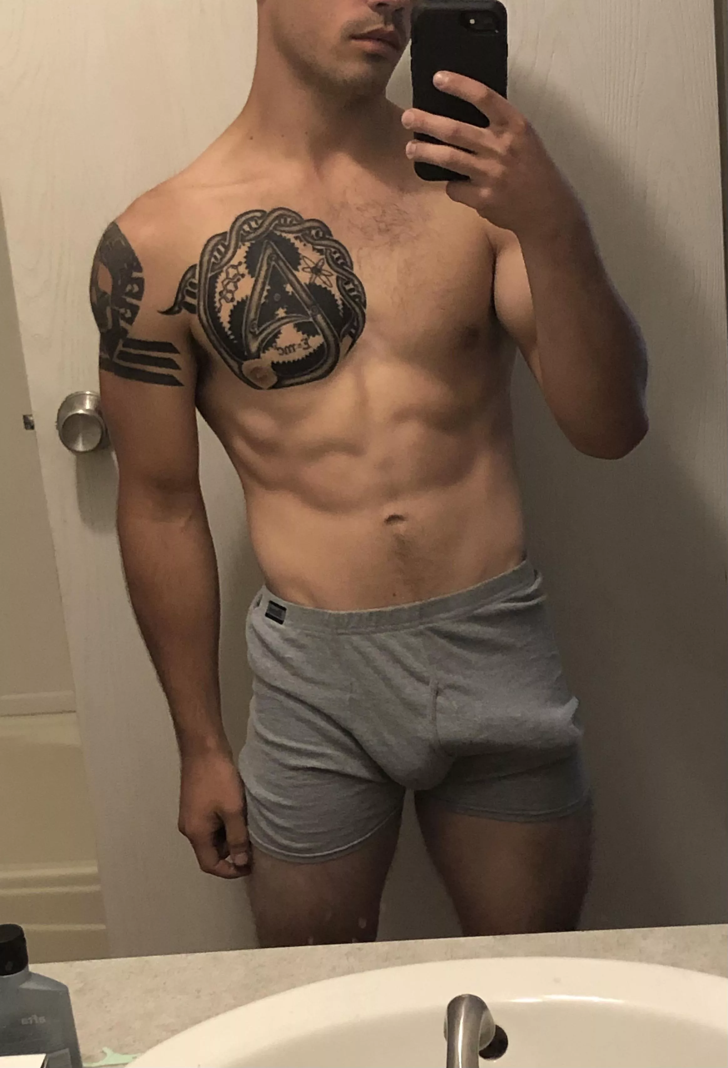 Almost a year away from the gym definitely slimmed me down. Other than that, hope you enjoy. (M22 NC) [OC] posted by Danielbage32