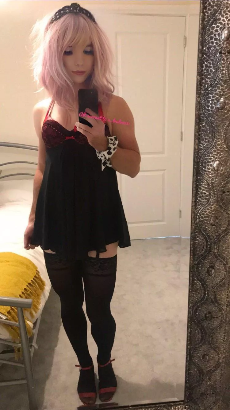 Am I sissy gf material? posted by loulou231alt