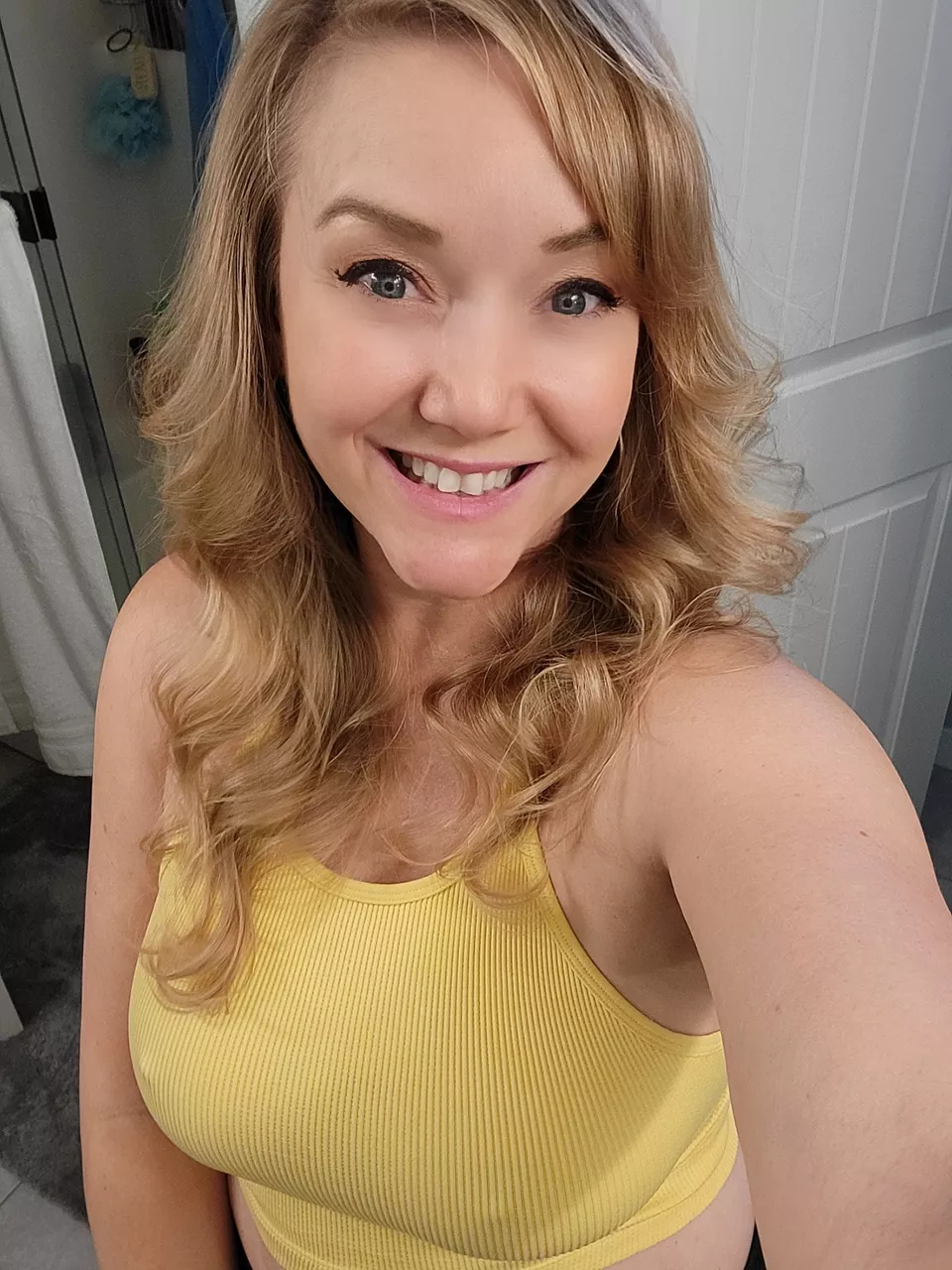 Am I your type of Milf? [F47] posted by Crystal_Sunshine_