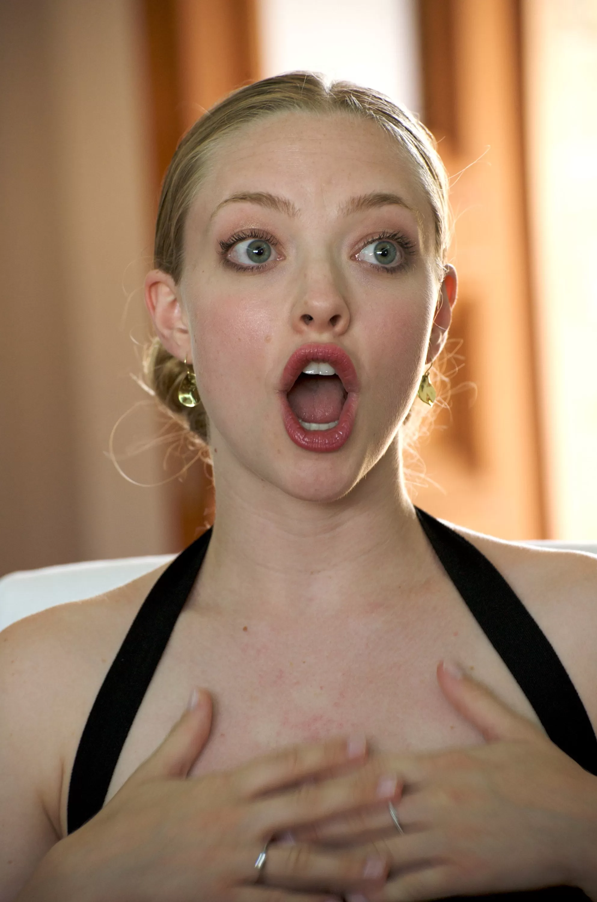 Amanda Seyfried posted by celebfap4444