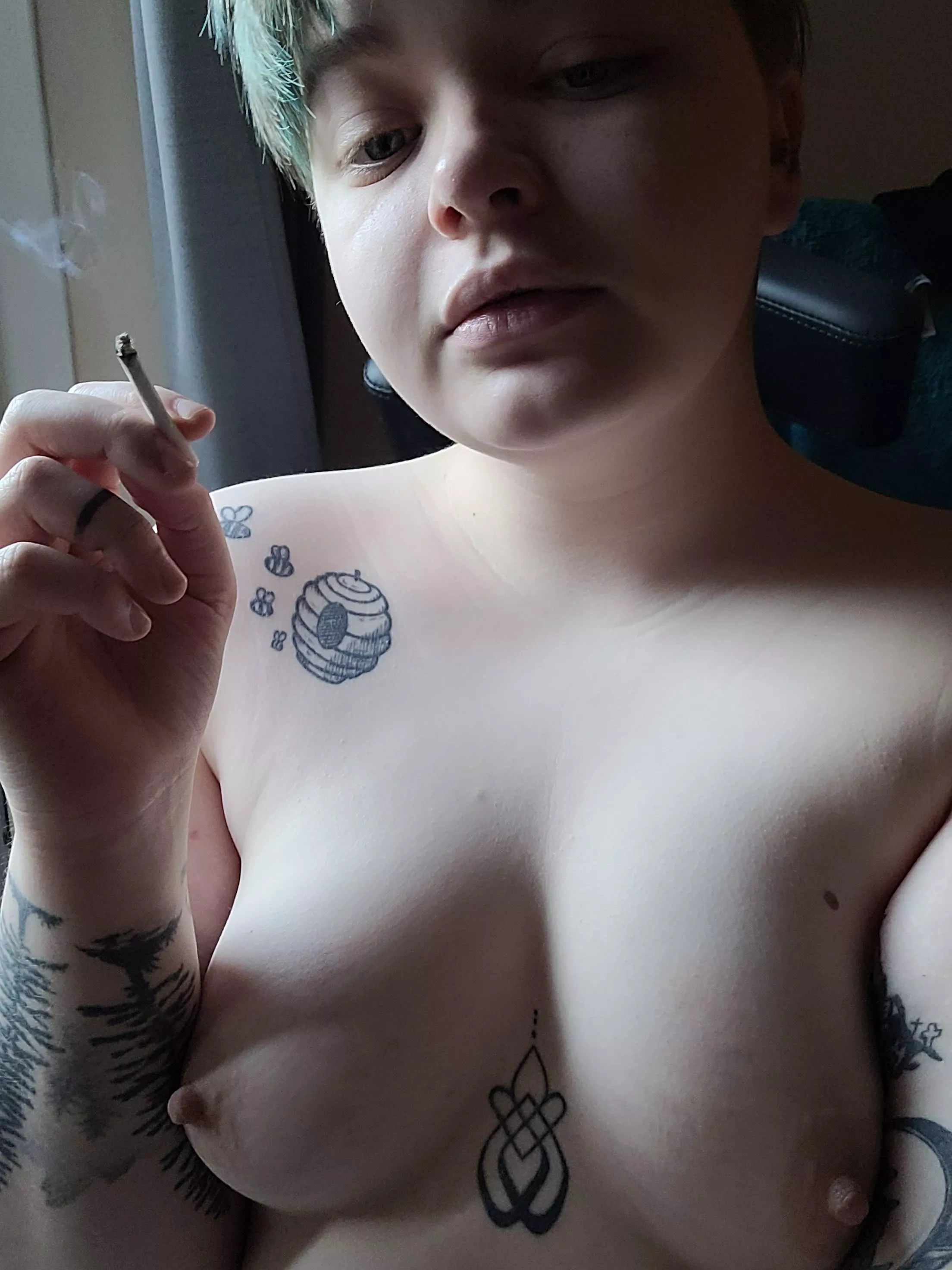 An extra cold morning in England today, time to smoke topless and feel the cold air on my skin😌 posted by SluttyDisabled