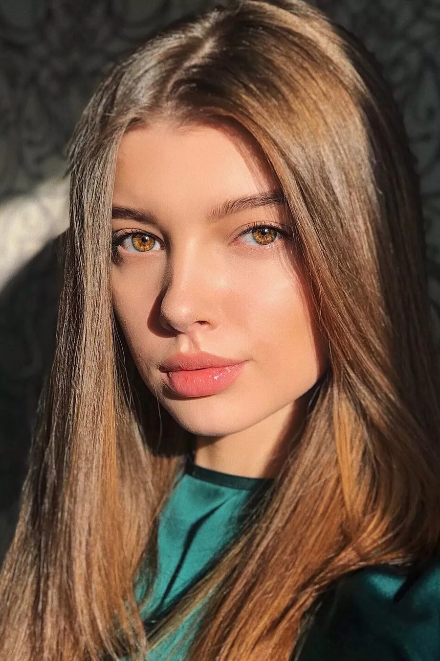 Anastasia Kirchanova posted by SophisHelper