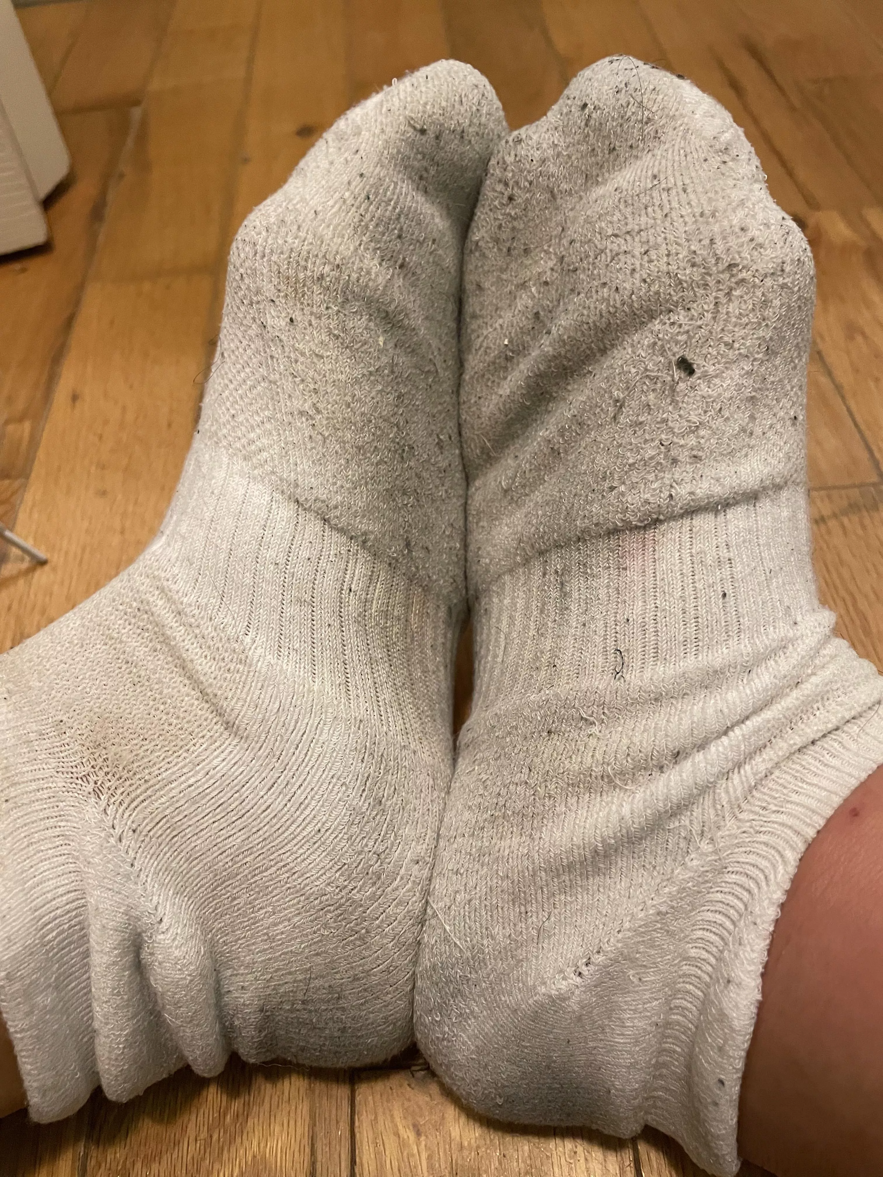 Another day at work spent in these… can you bear the smell? 😈 [27M][DMs open] posted by jamescsmellysock