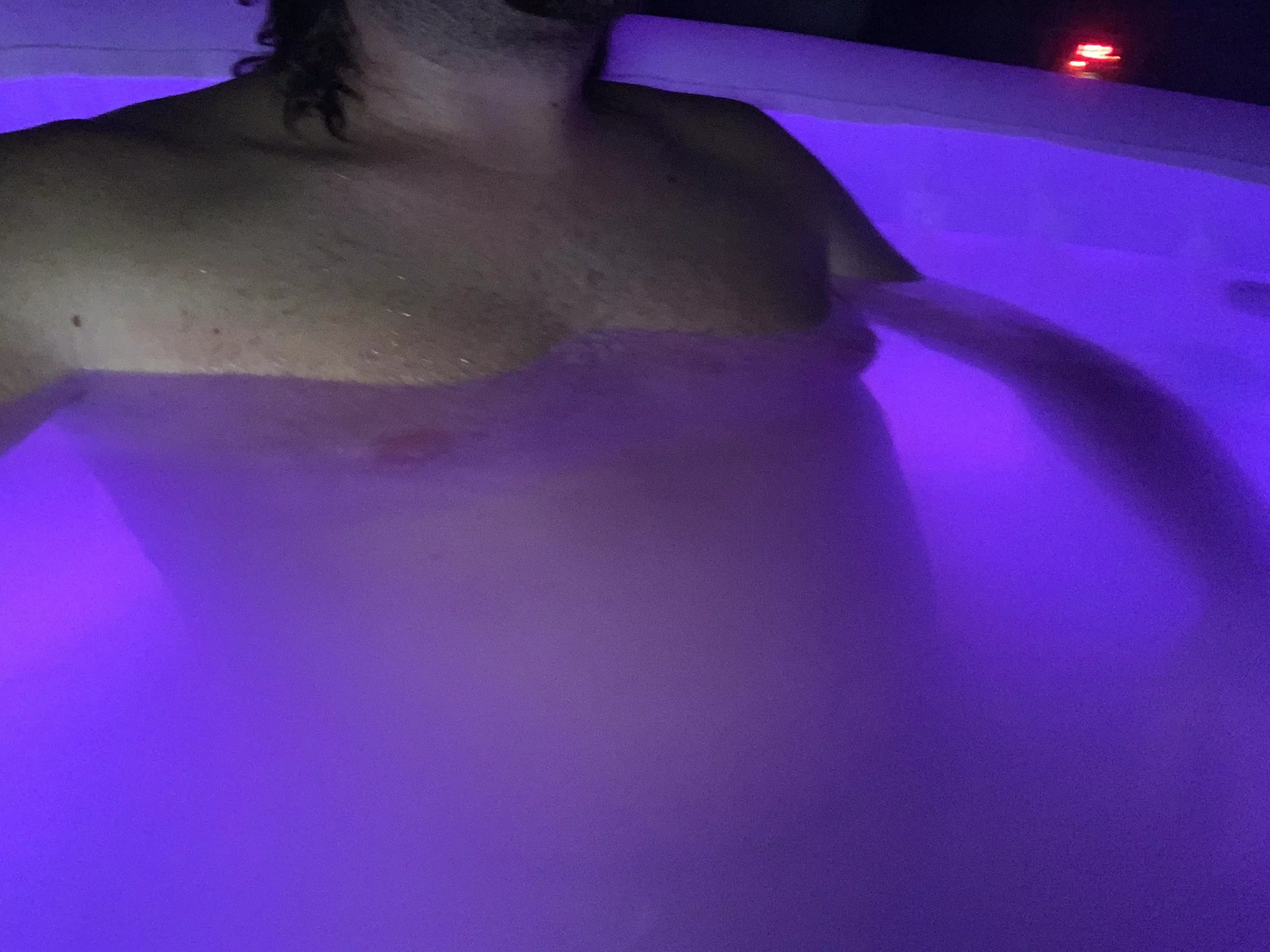 Another hot tub night anyone care to join? posted by beachbum00700