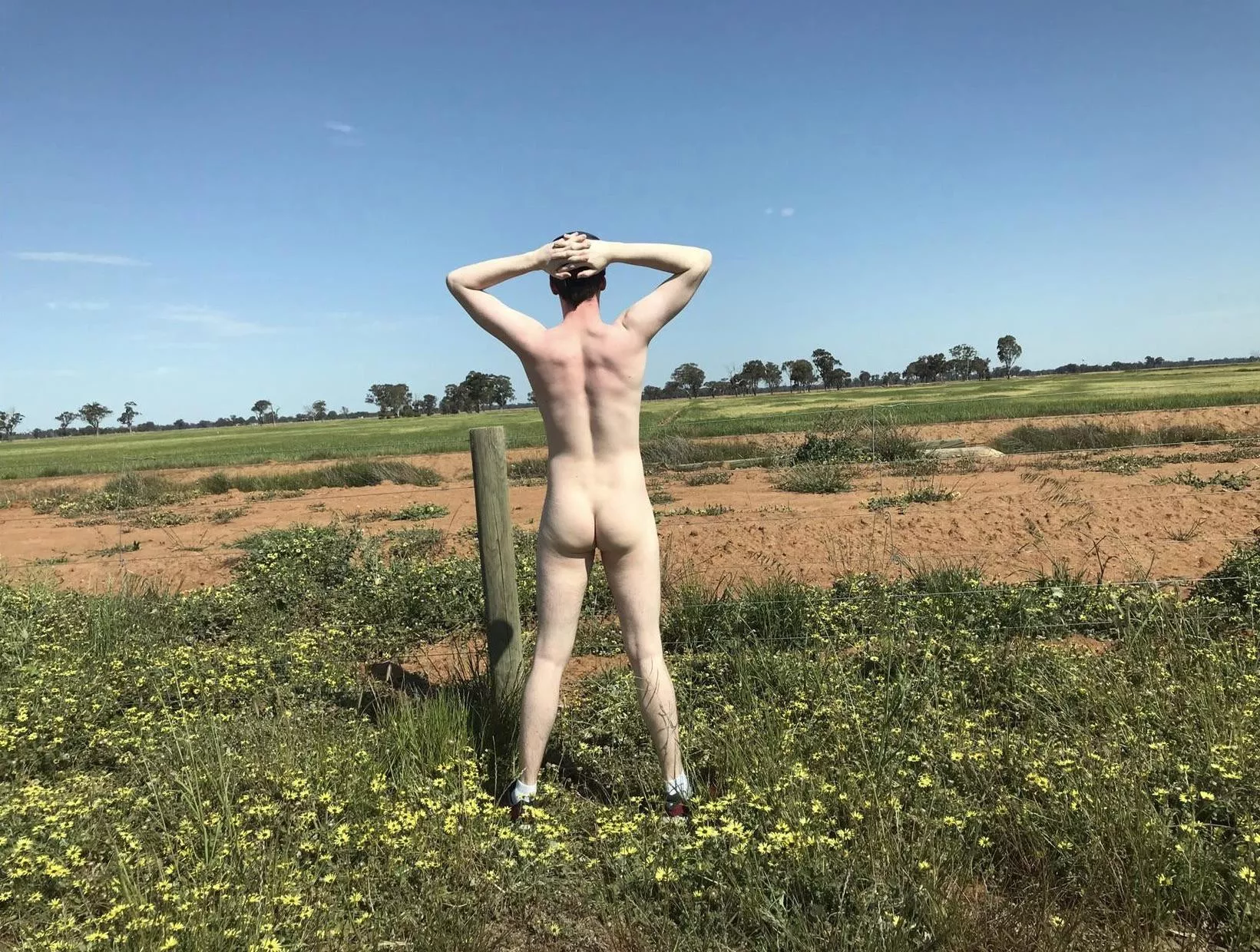 Any aussie guys keen for a roadtrip this summer? Maybe you can get me to strip off on the side of the highway again… 😳 posted by JaydenClay-r