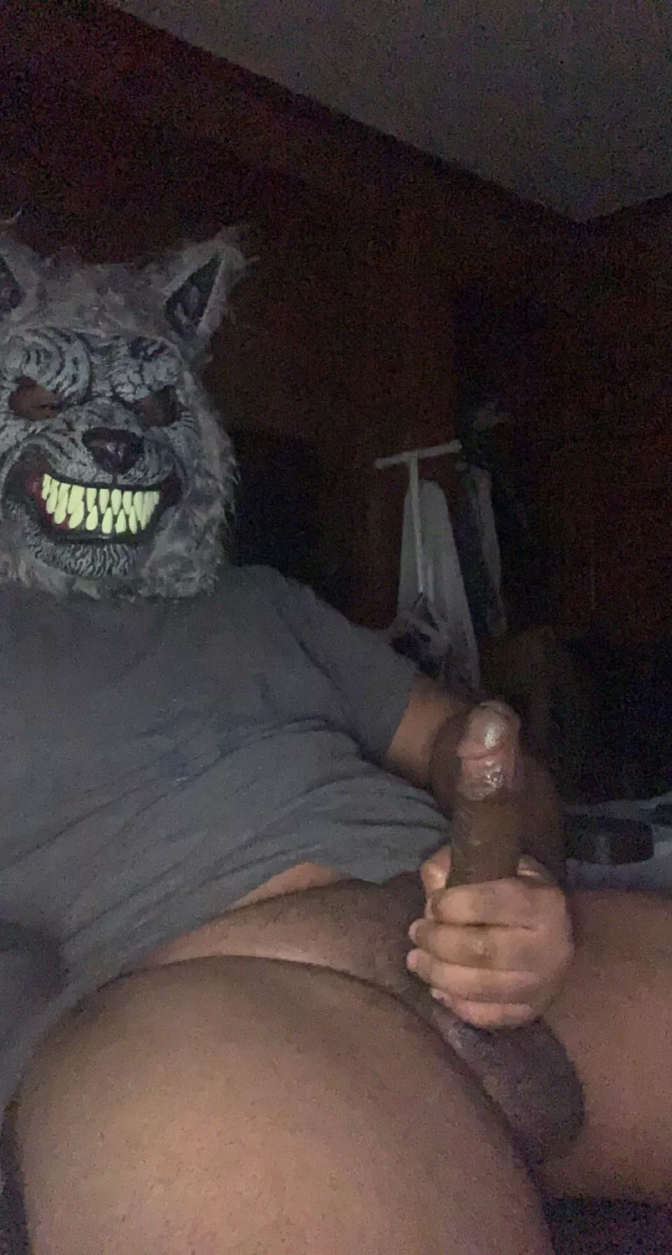 Any ladies wanna watch me stroke ? 😈 posted by jjhero2