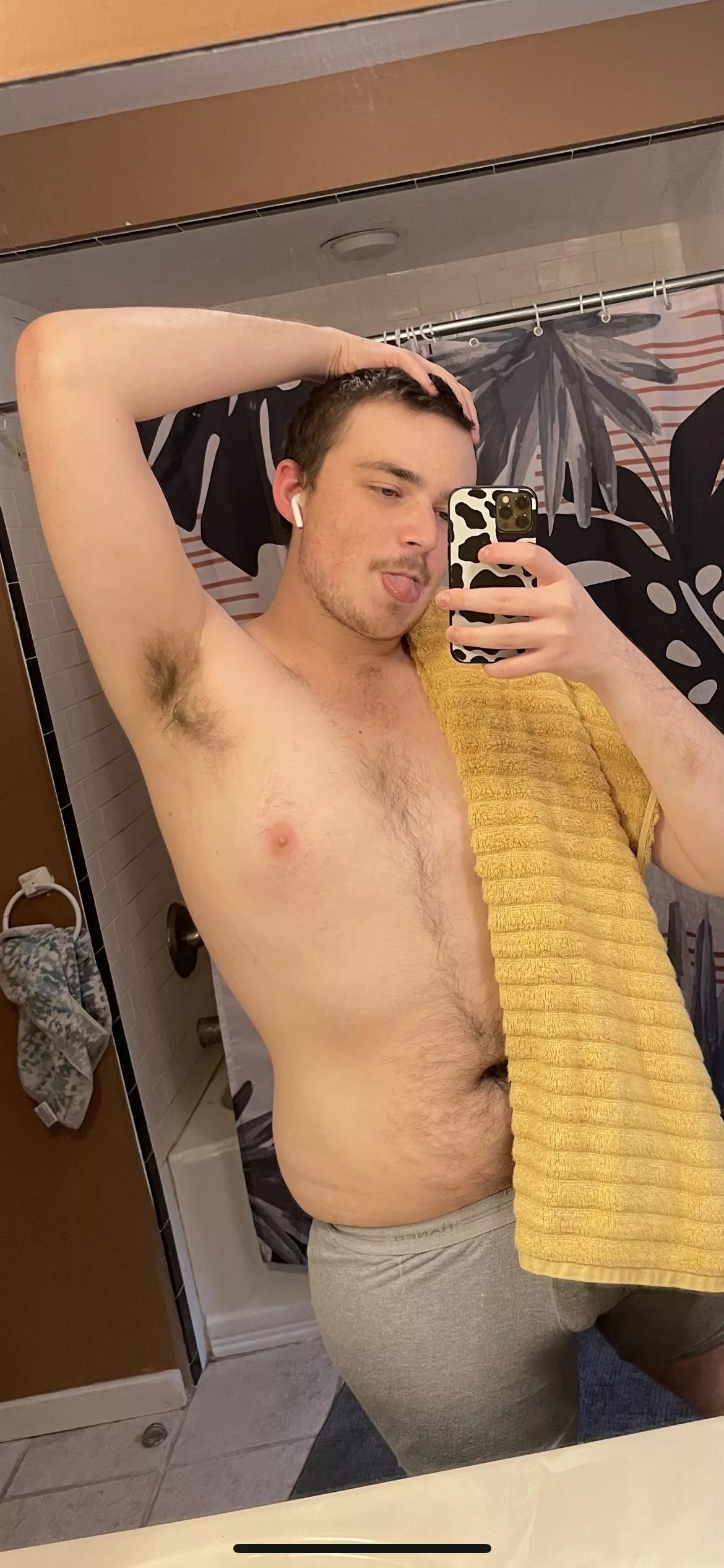 any love for thicc boys still ?? posted by TheIconicLegend