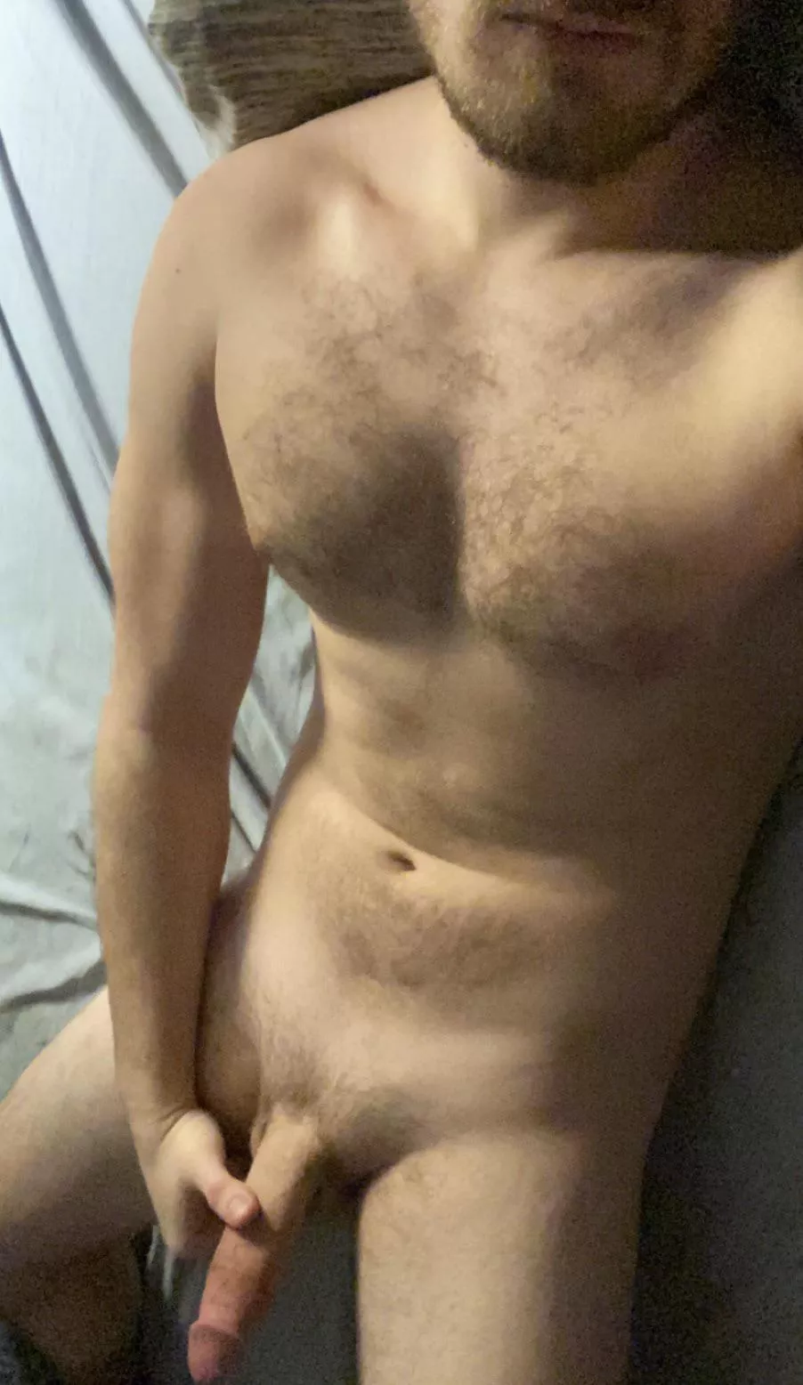 Anybody want to help me cum😉 posted by freshstart112