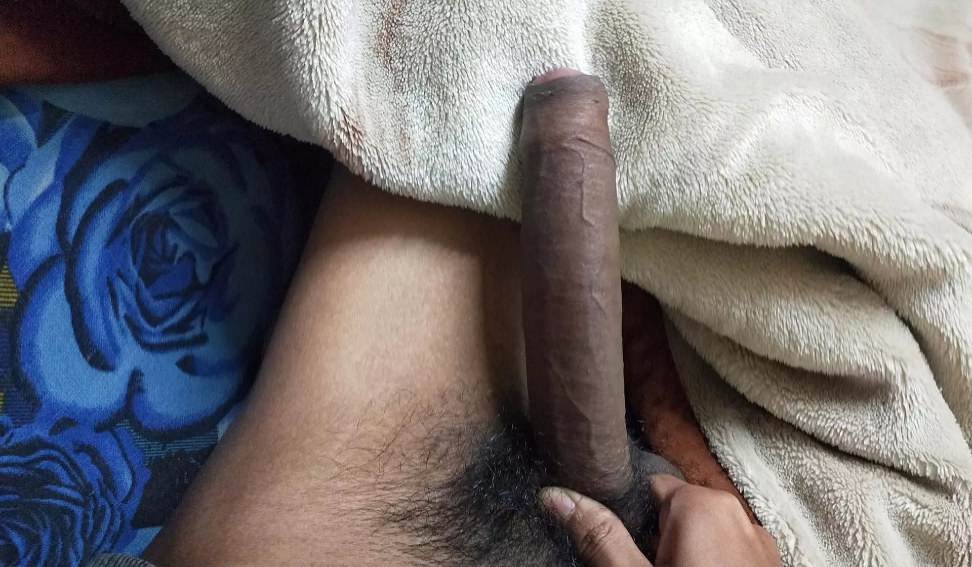 Anyone horny here?😋😁😈🍆 posted by CartographerFickle14