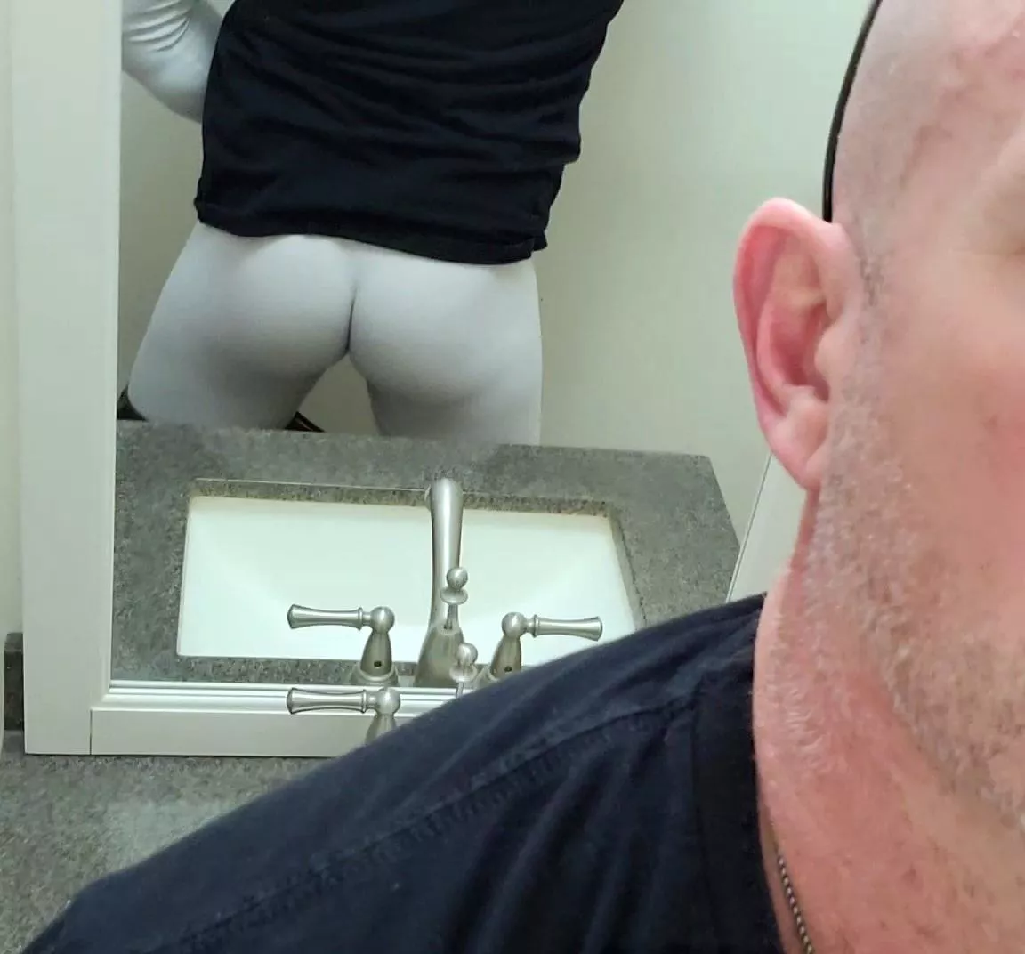 Anyone like Daddy ass? (51) posted by splurgebrother