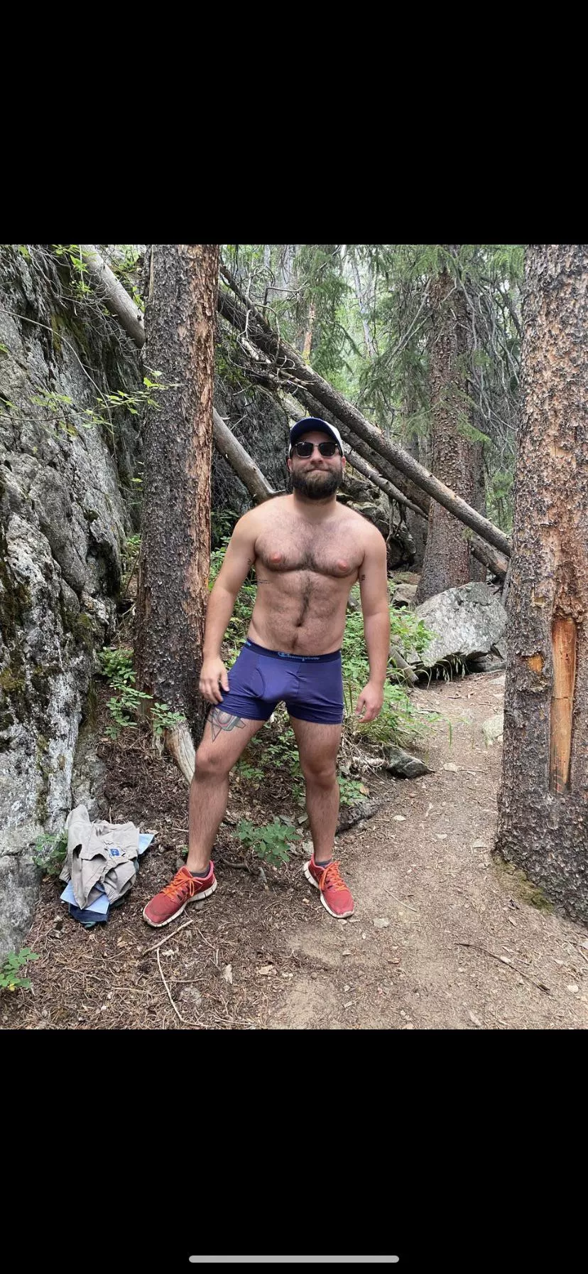 anyone wanna go on a hike? posted by go_pauls_deep