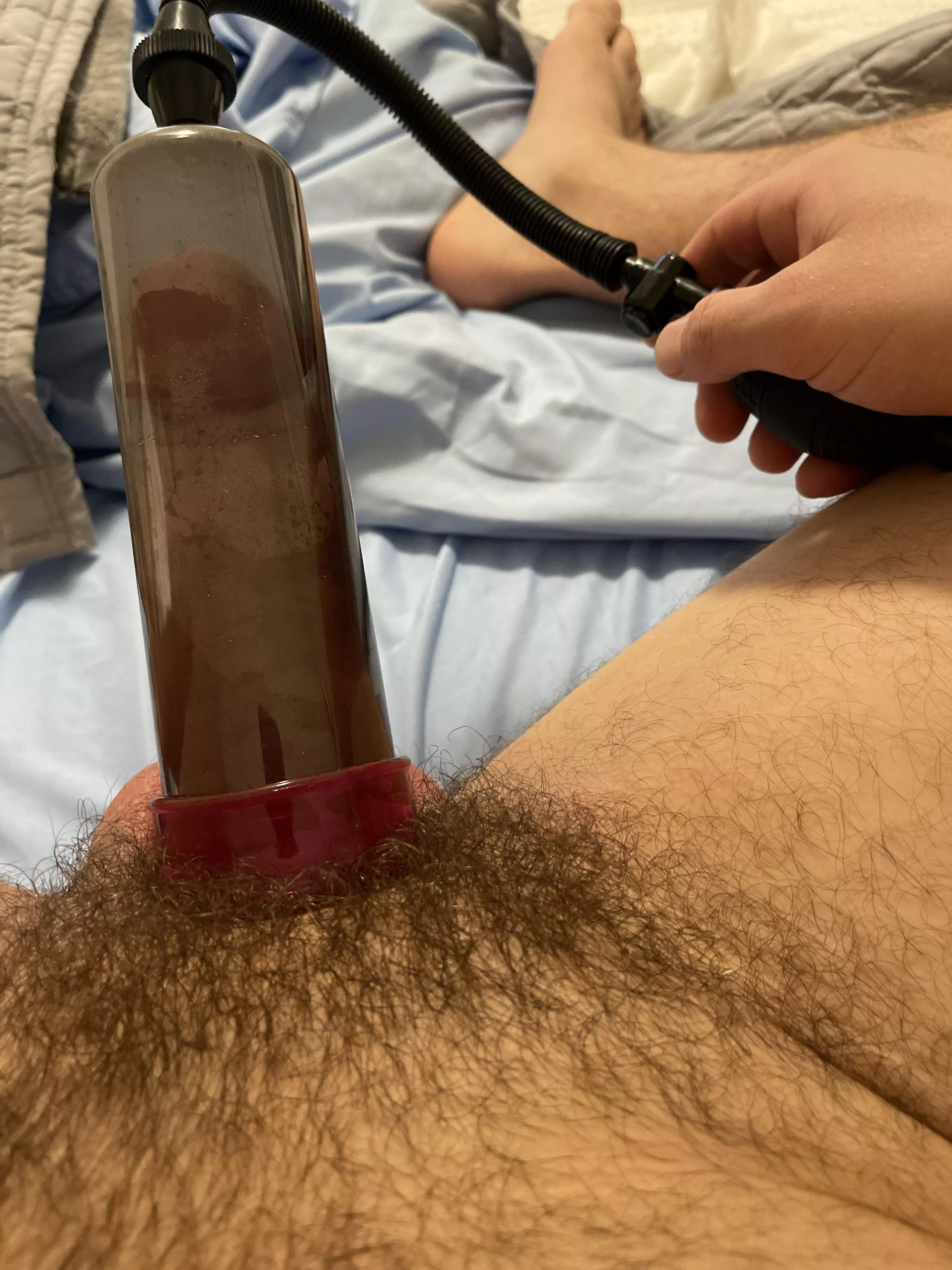 Anyone want to pump and chat?? posted by Professional_Toe8311