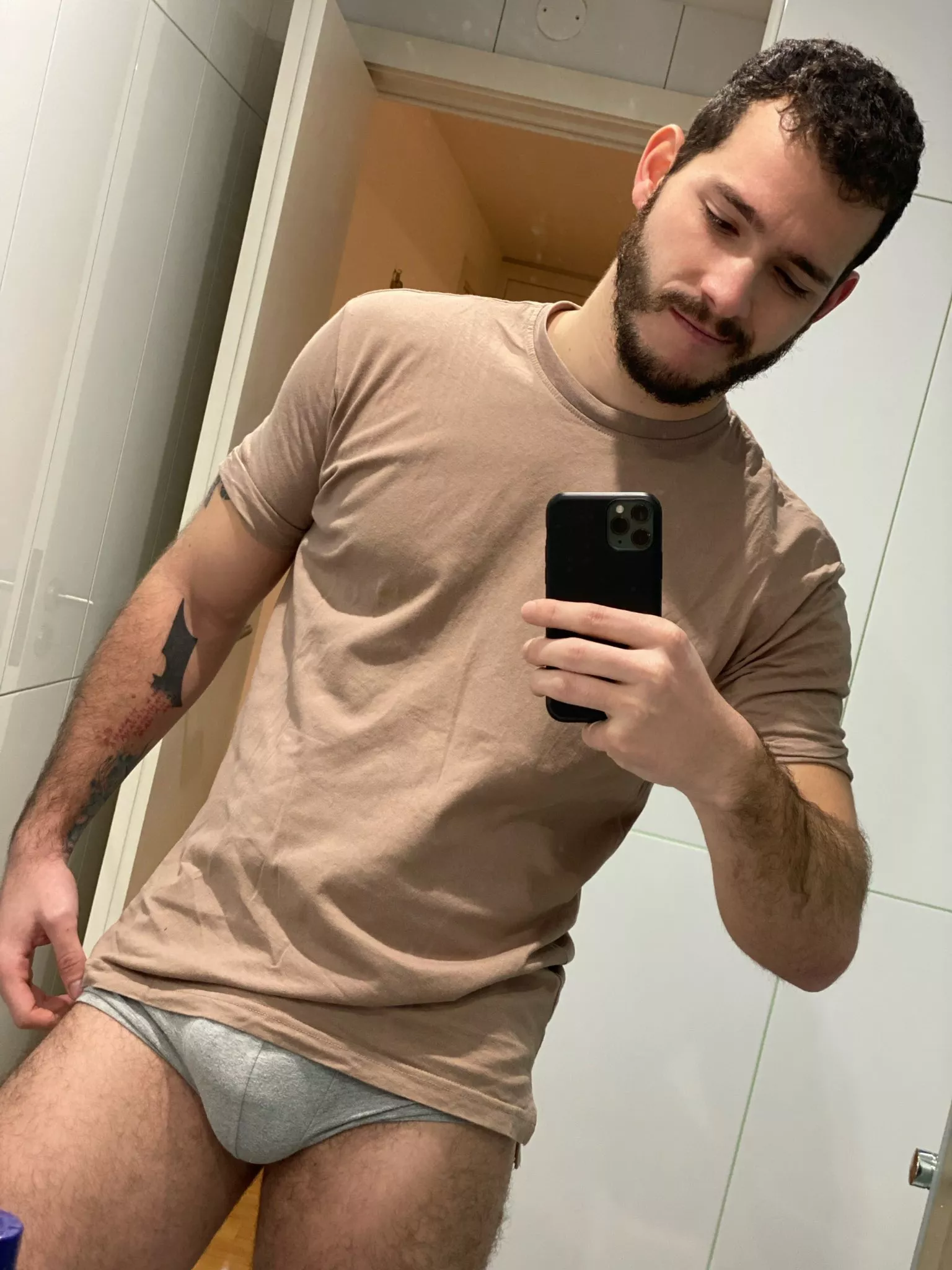 anyone wants to undress me? posted by xrickyhardx