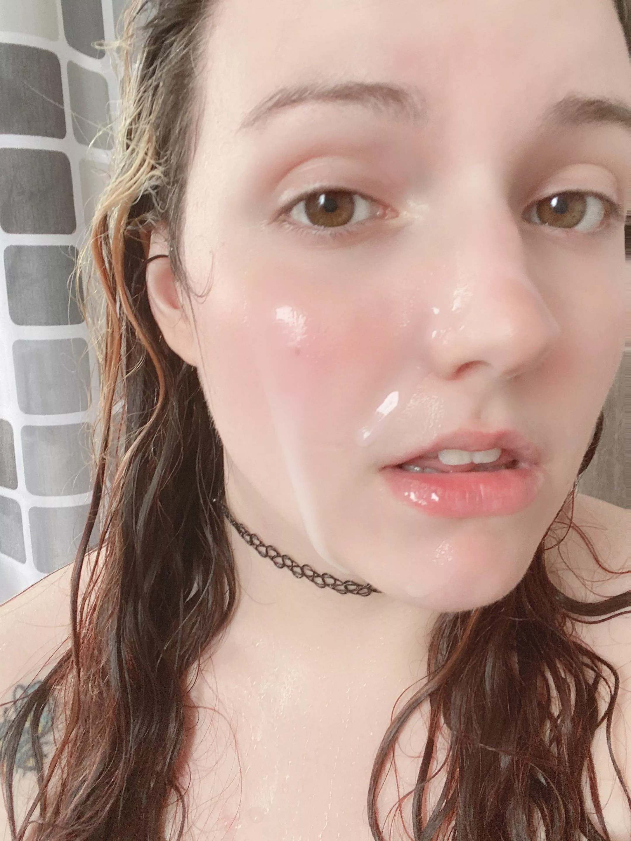 Apparently I look better covered in cum 😇 posted by Gamingbunny_