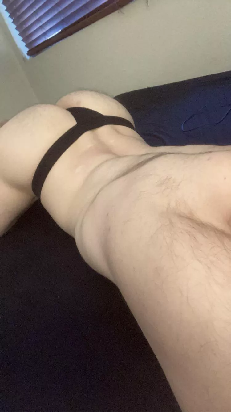 arching your back in a thong hits different lol posted by hornybored25