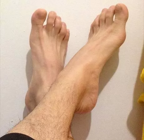 Are my feet ok? Like, are they sexy? (Btm in nyc) posted by TallThiccLatnBtmNYC