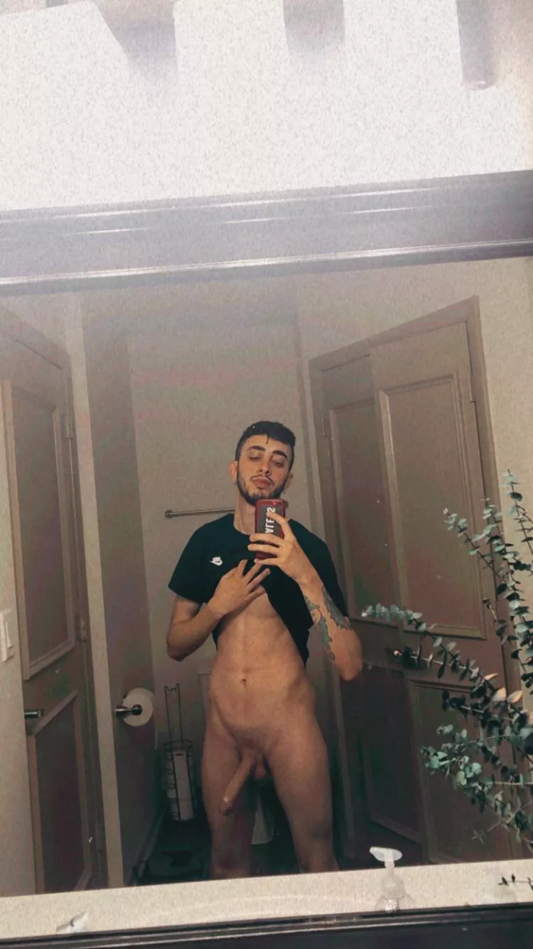 Are post workout nudes the best ones? Lol posted by skinnyboysftw